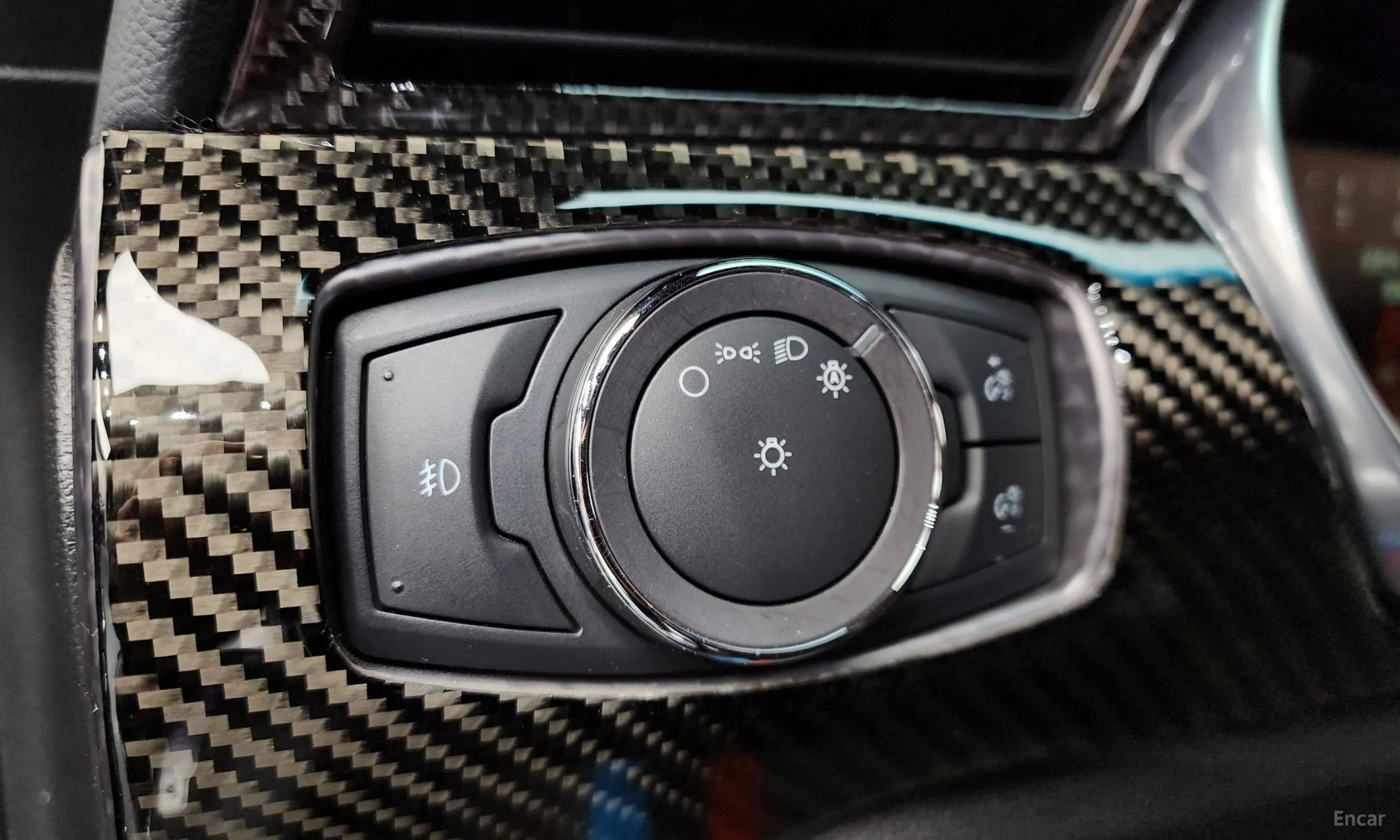 Ford Mustang превью 14