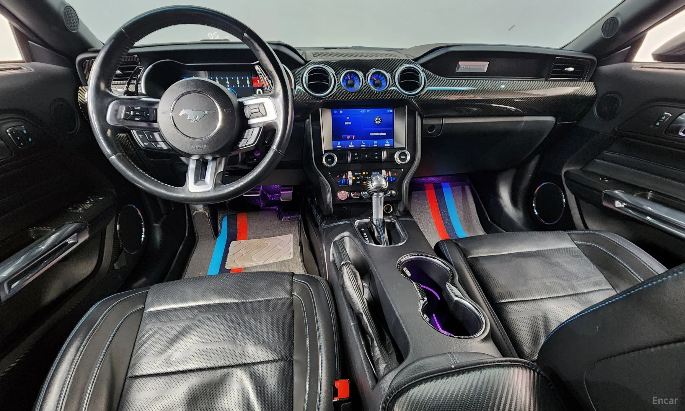 Ford Mustang превью 7