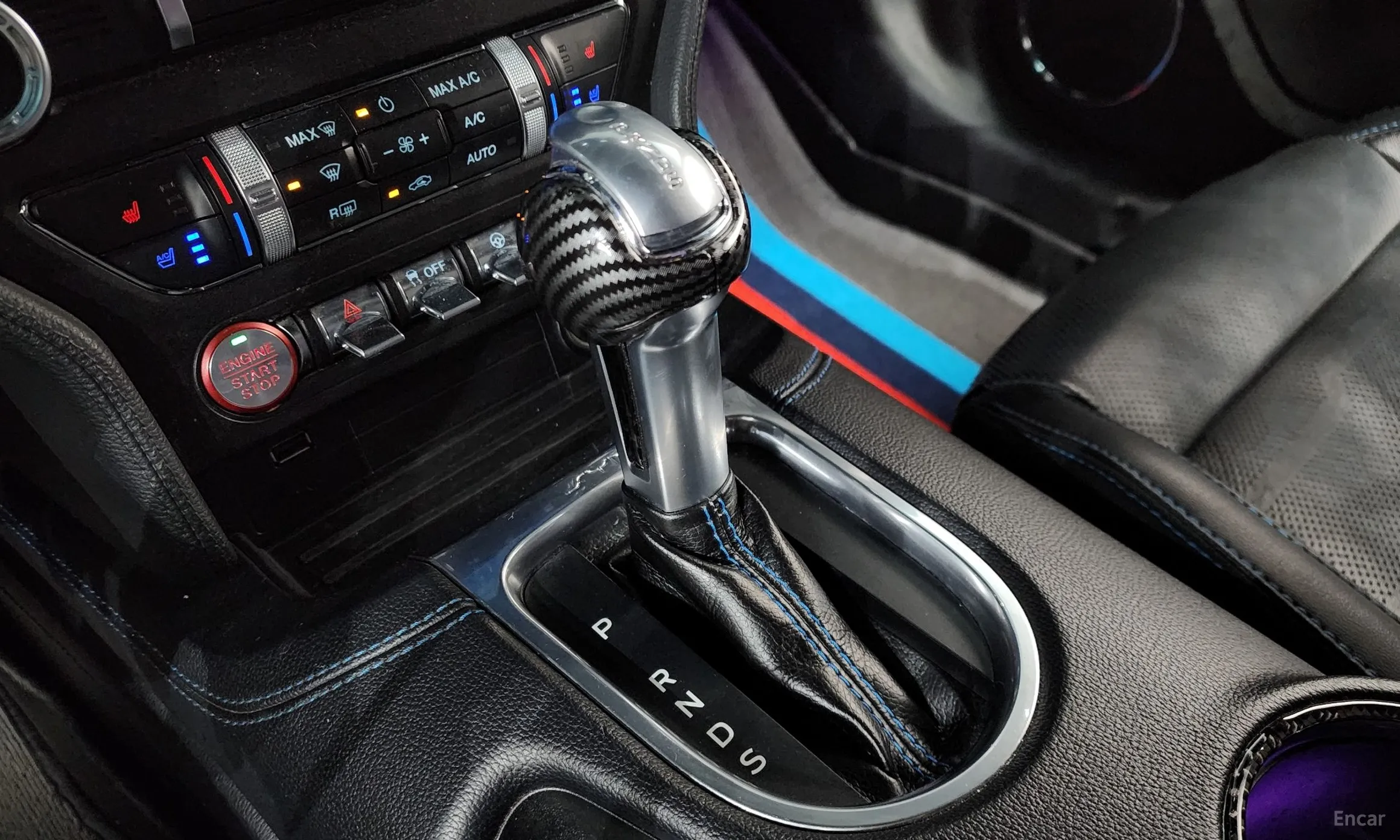 Ford Mustang превью 9