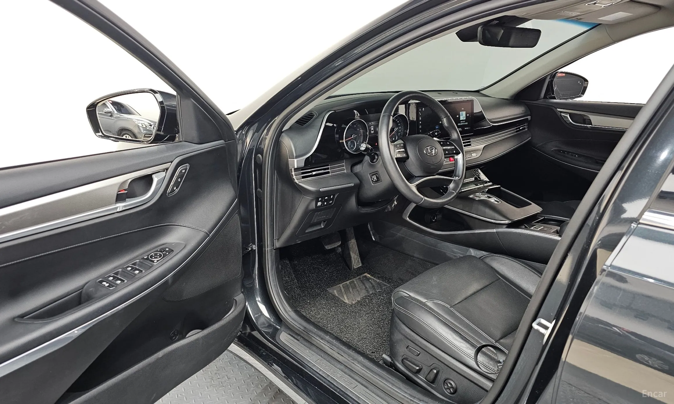 Hyundai Grandeur IG превью 10