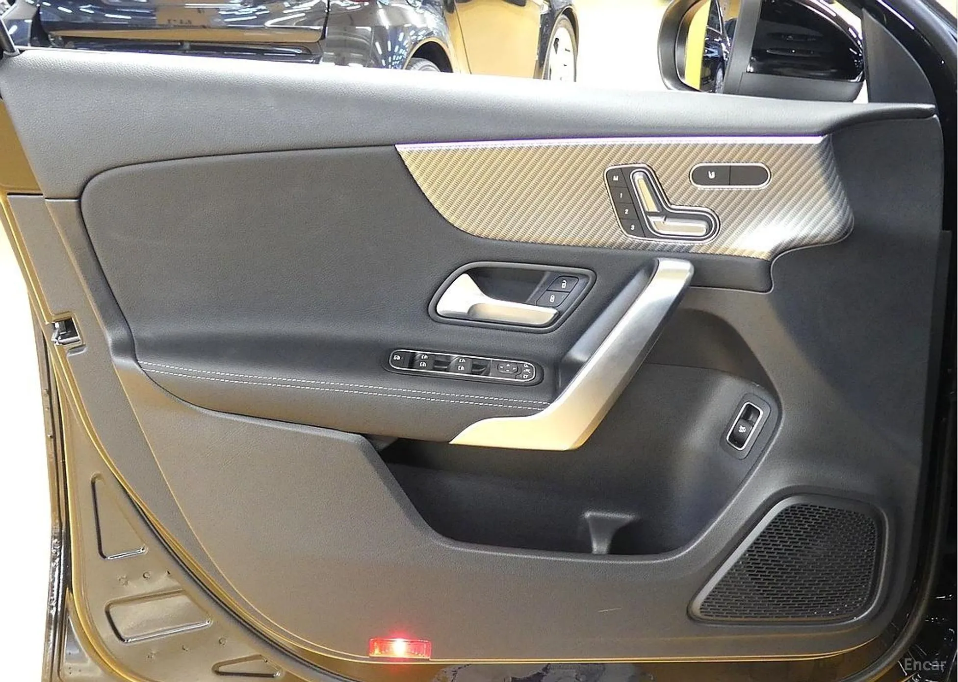 Mercedes Benz A-Class W177 превью 11
