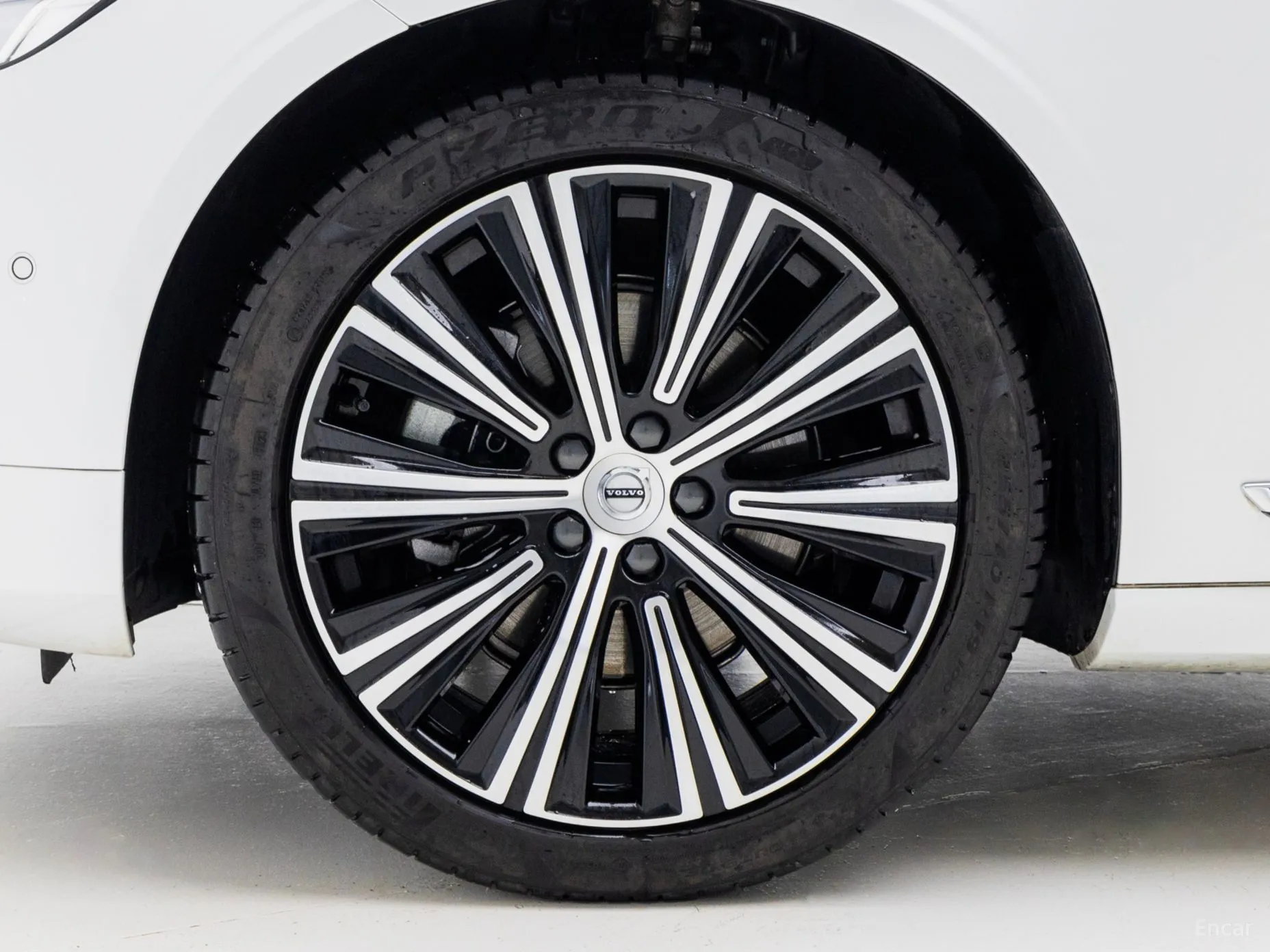 Volvo S90 превью 5