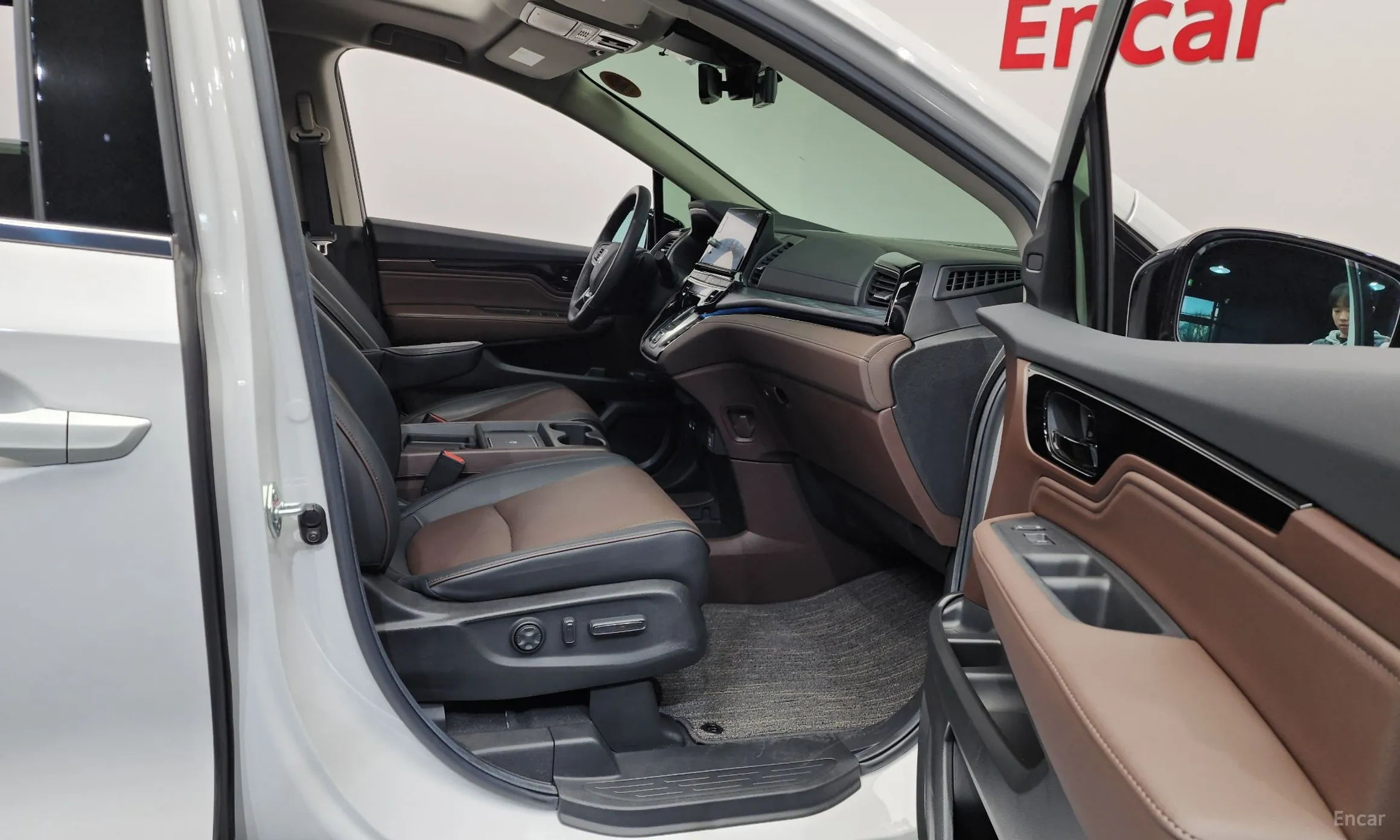 Honda Odyssey превью 11