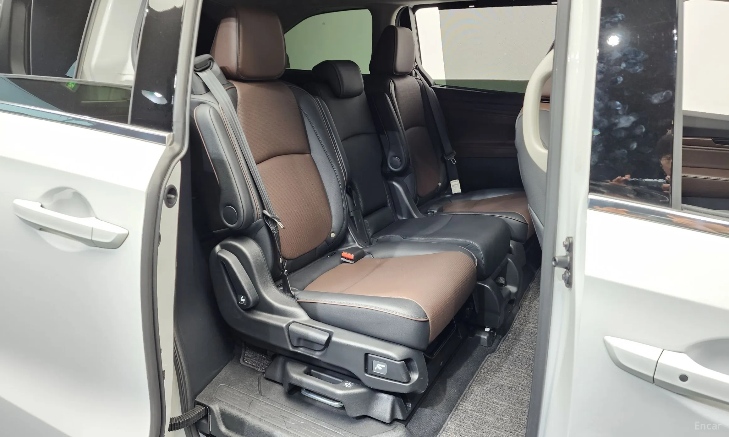 Honda Odyssey превью 12