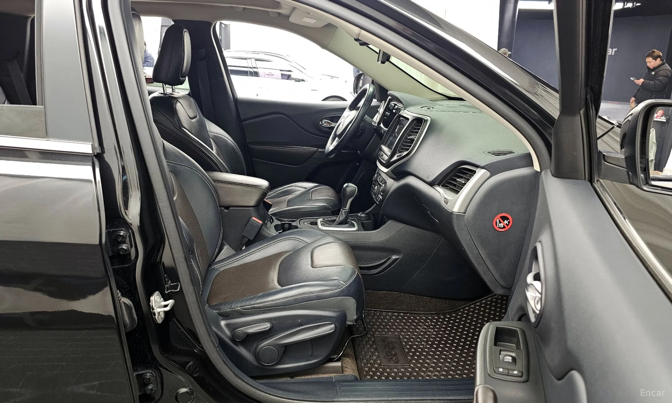 Jeep Cherokee (KL) превью 11