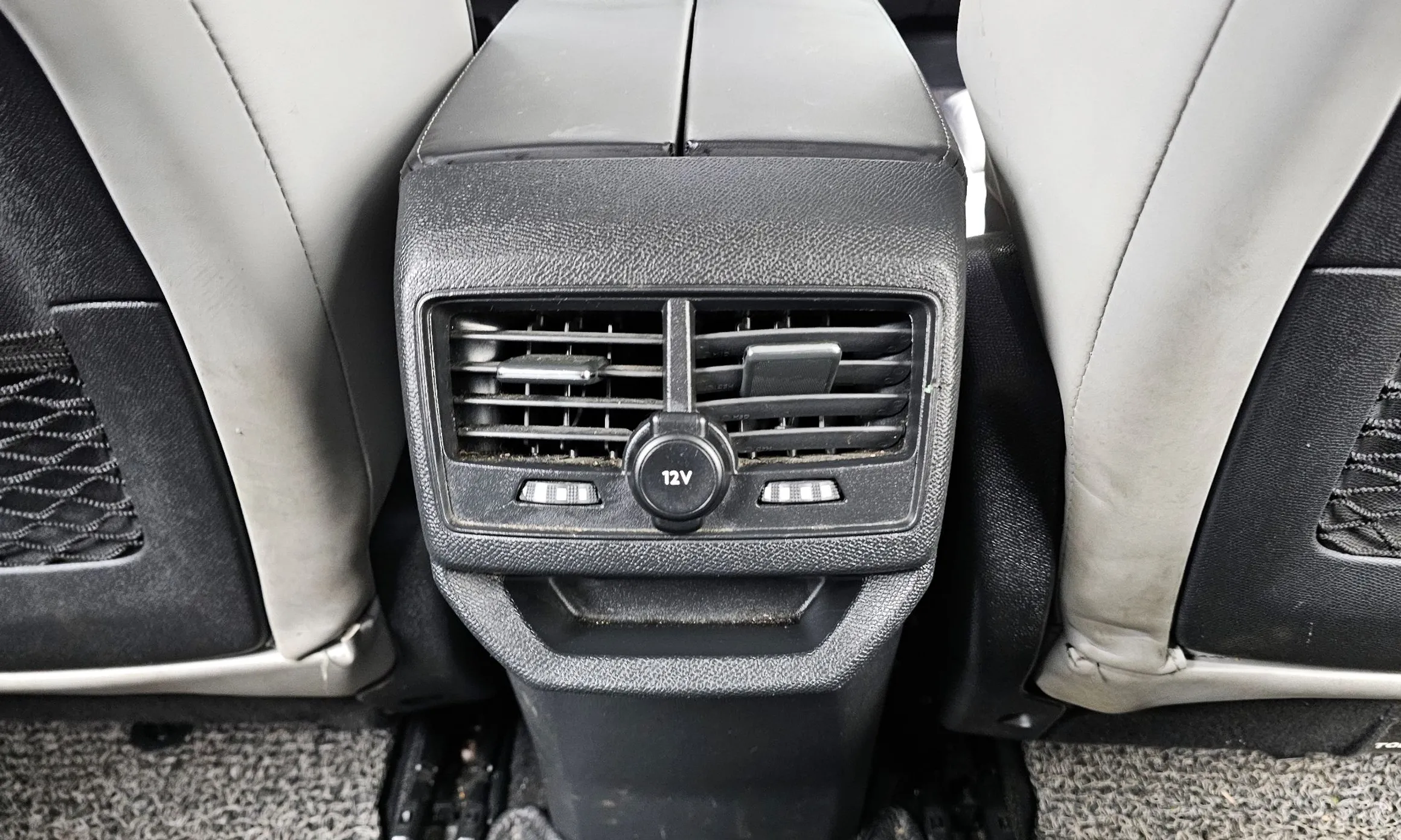 Peugeot 3008 2nd generation превью 18