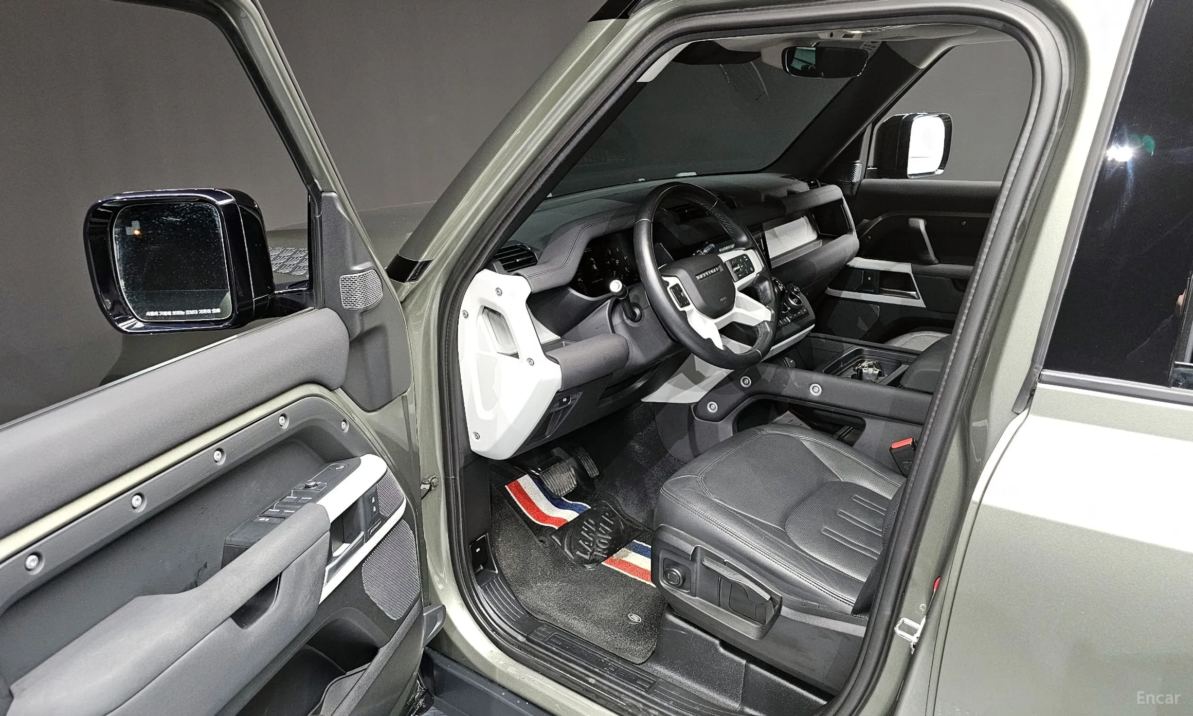 Land Rover Defender (L663) превью 10