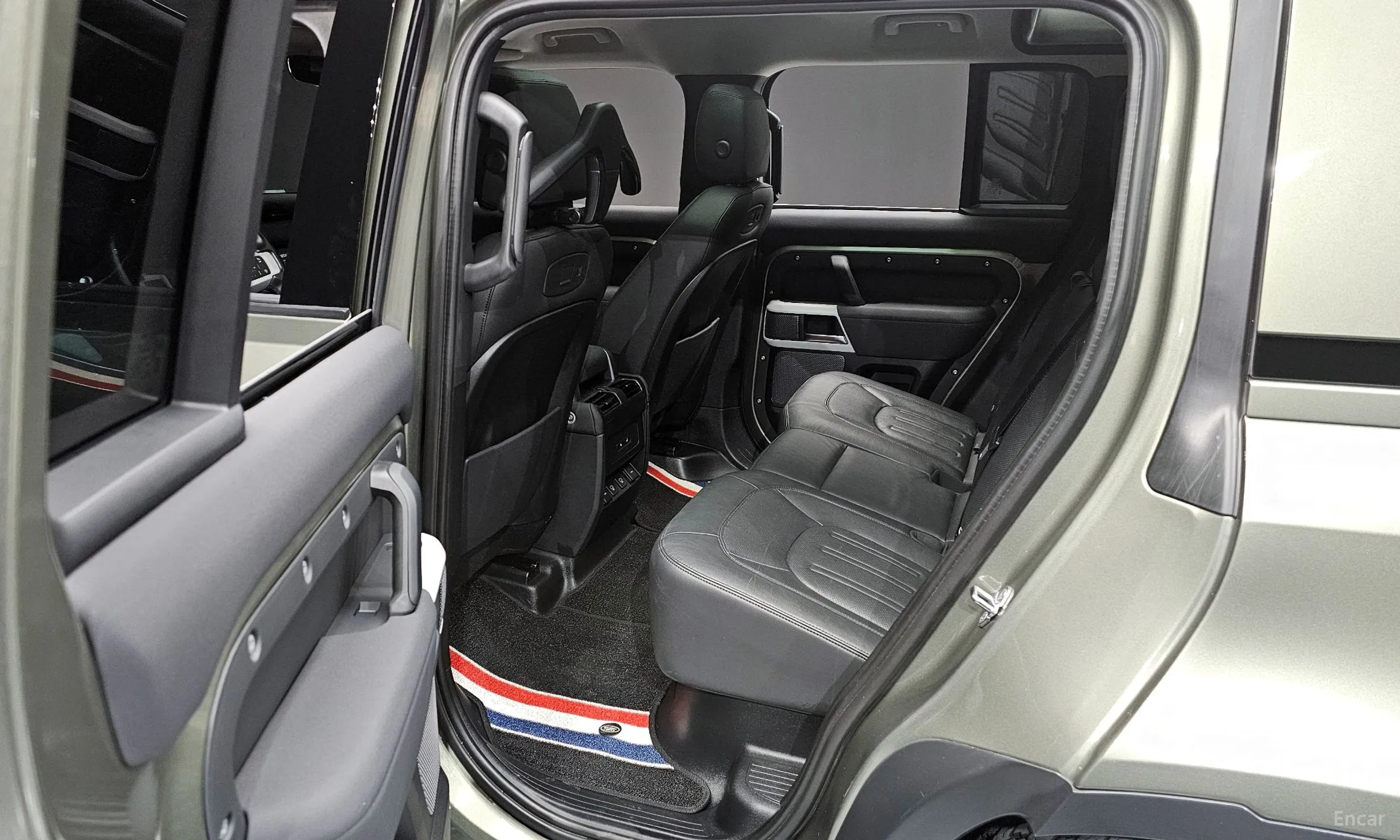 Land Rover Defender (L663) превью 11