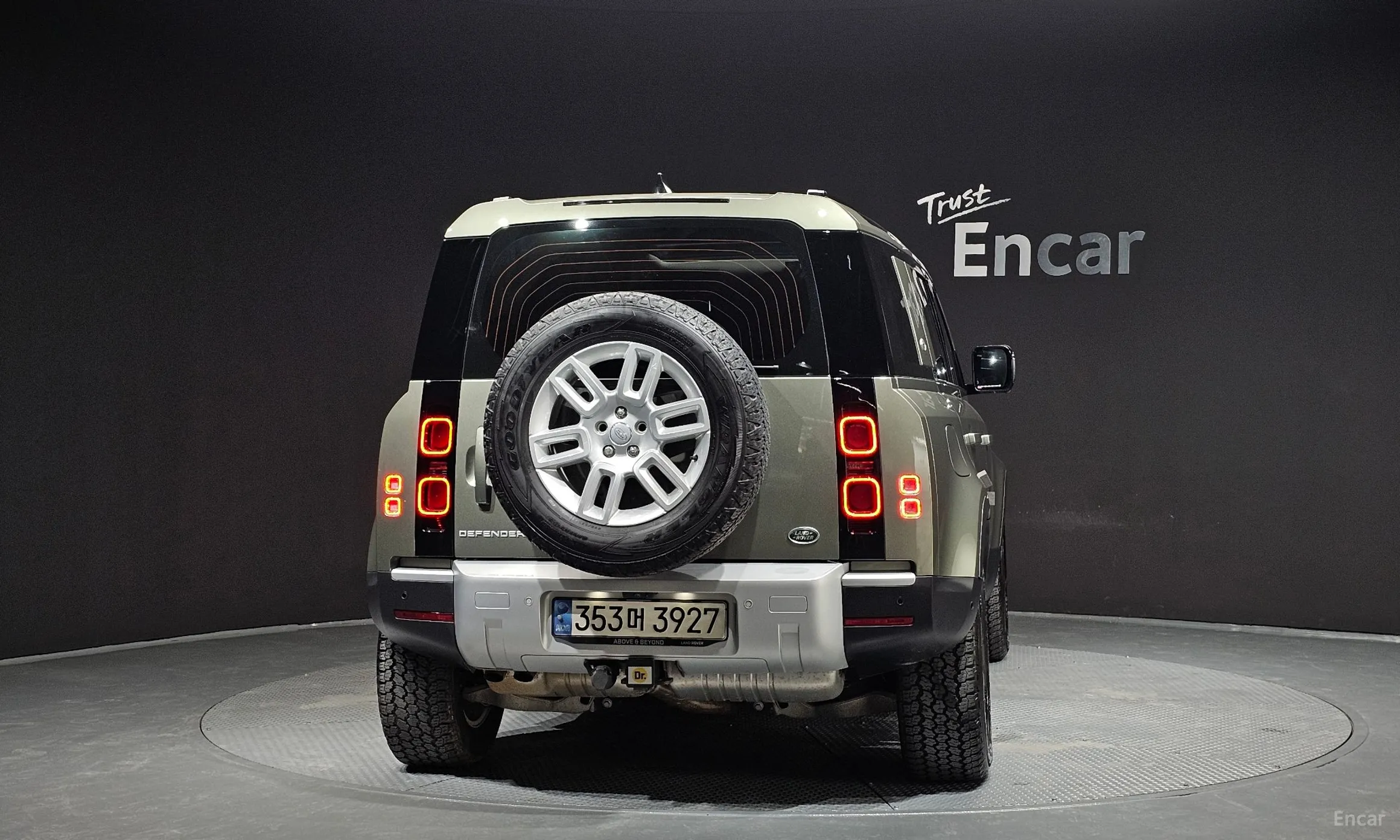 Land Rover Defender (L663) превью 4