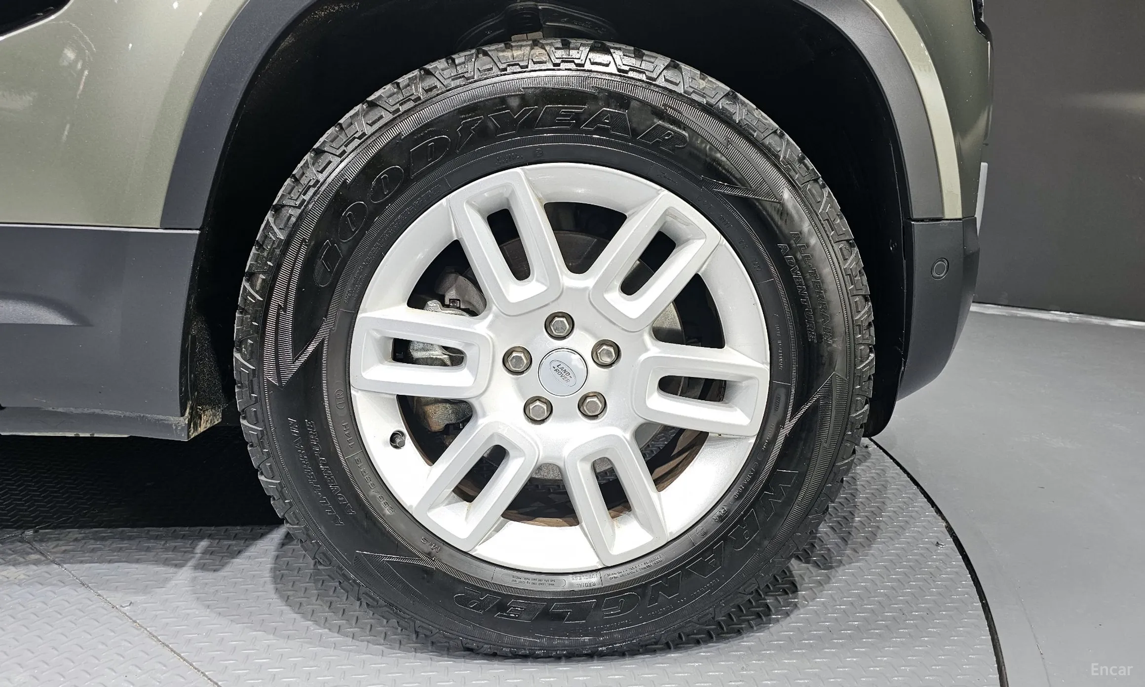 Land Rover Defender (L663) превью 5