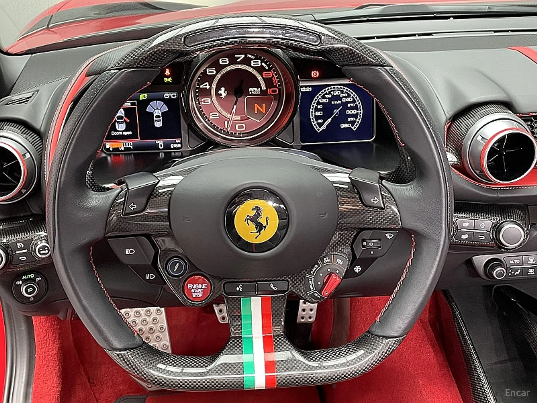 Ferrari 812 GTS превью 11