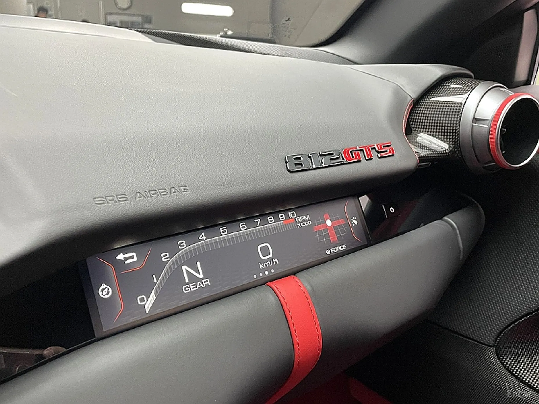 Ferrari 812 GTS превью 14