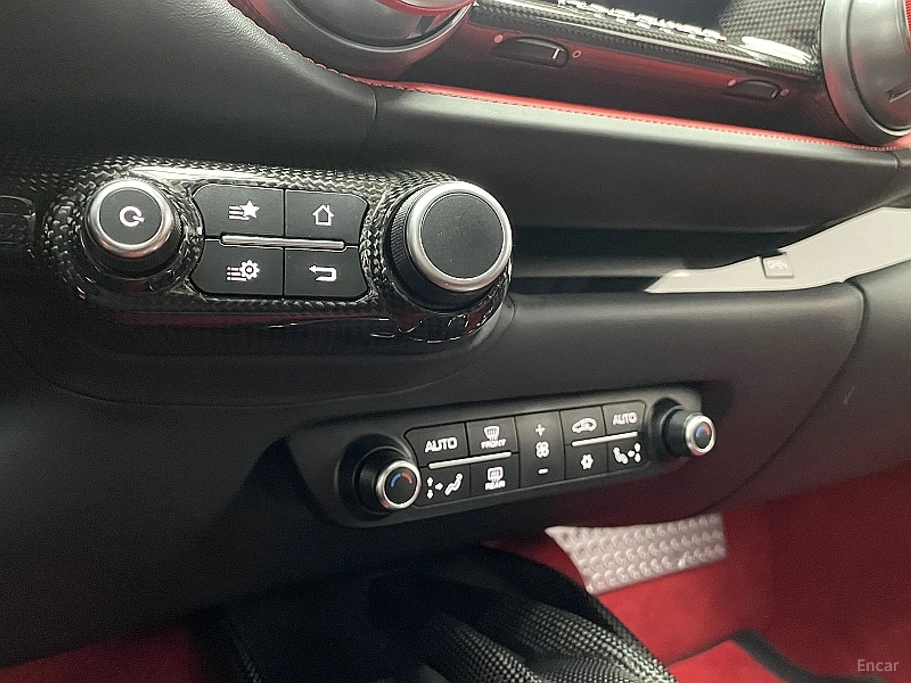 Ferrari 812 GTS превью 17