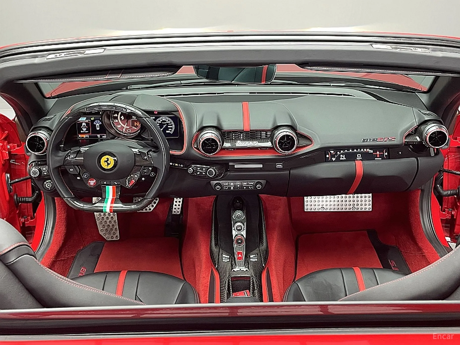Ferrari 812 GTS превью 7