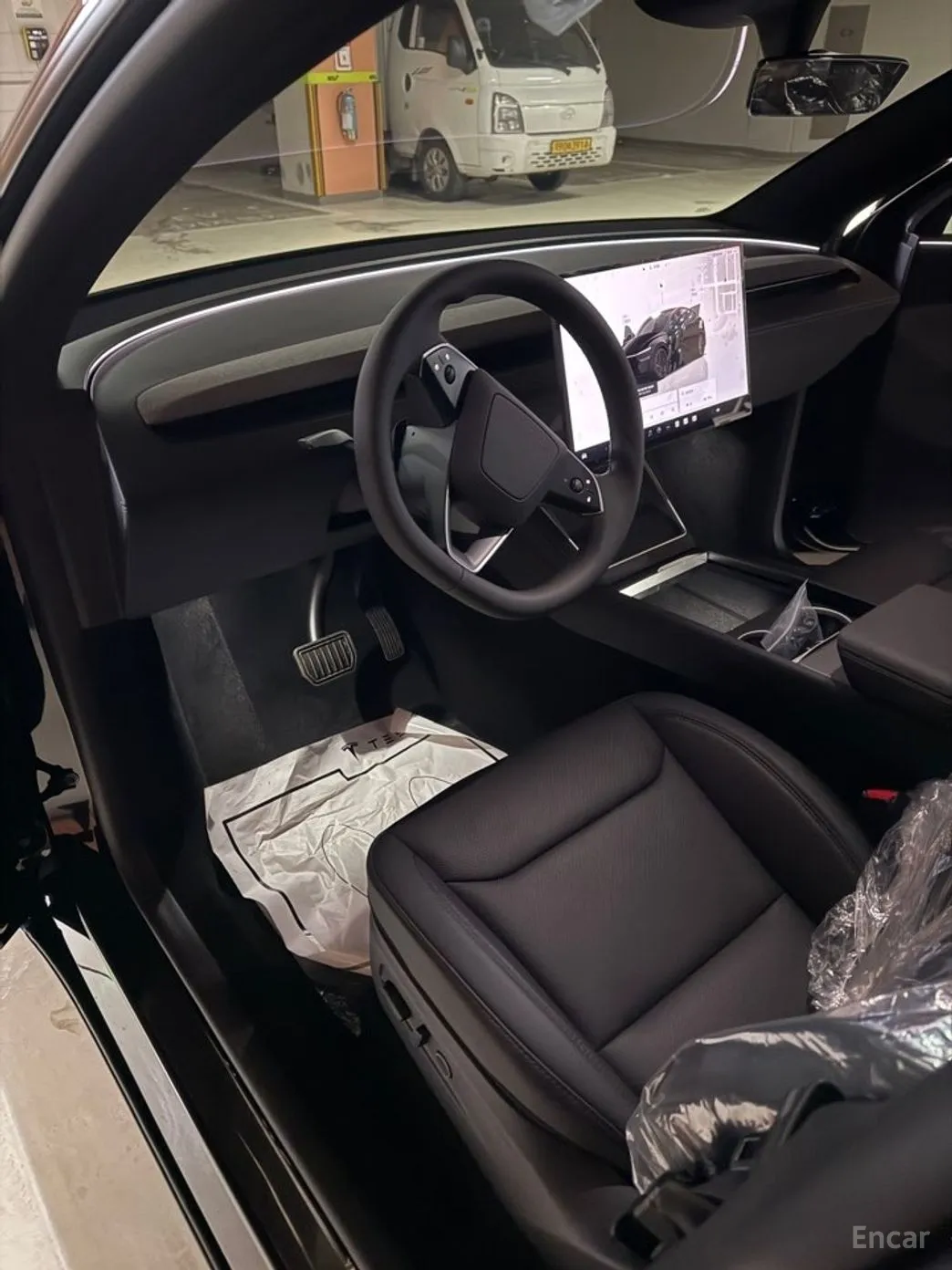Tesla Model Y превью 5