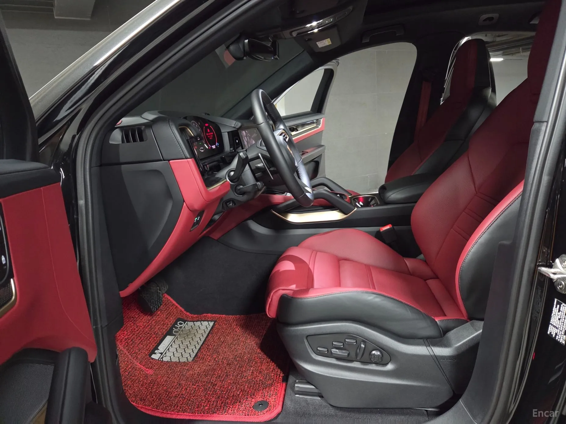 Porsche Cayenne (PO536) превью 10