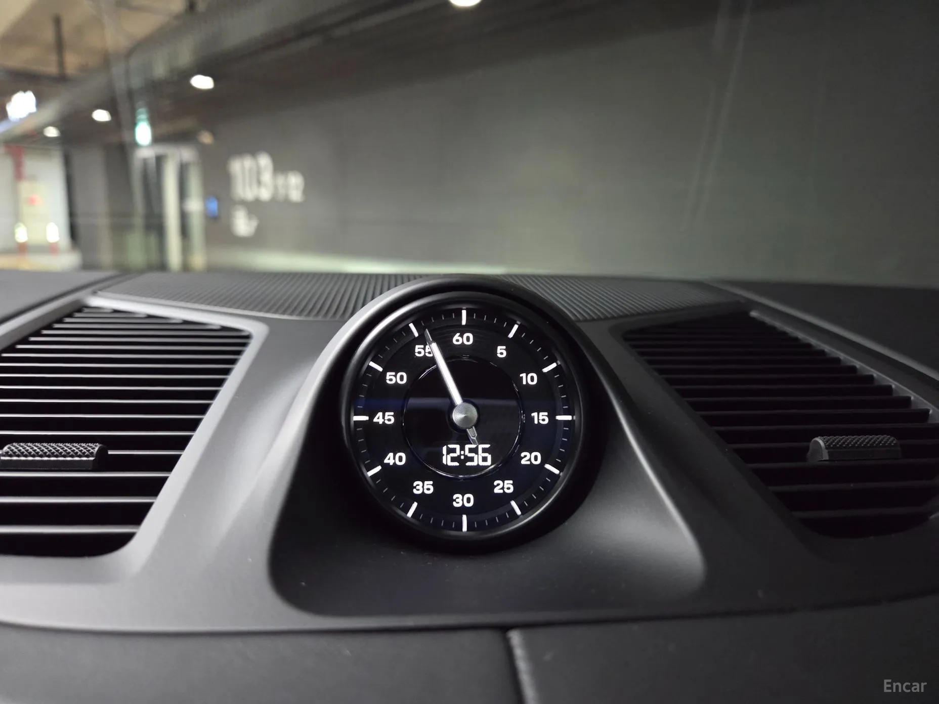 Porsche Cayenne (PO536) превью 17