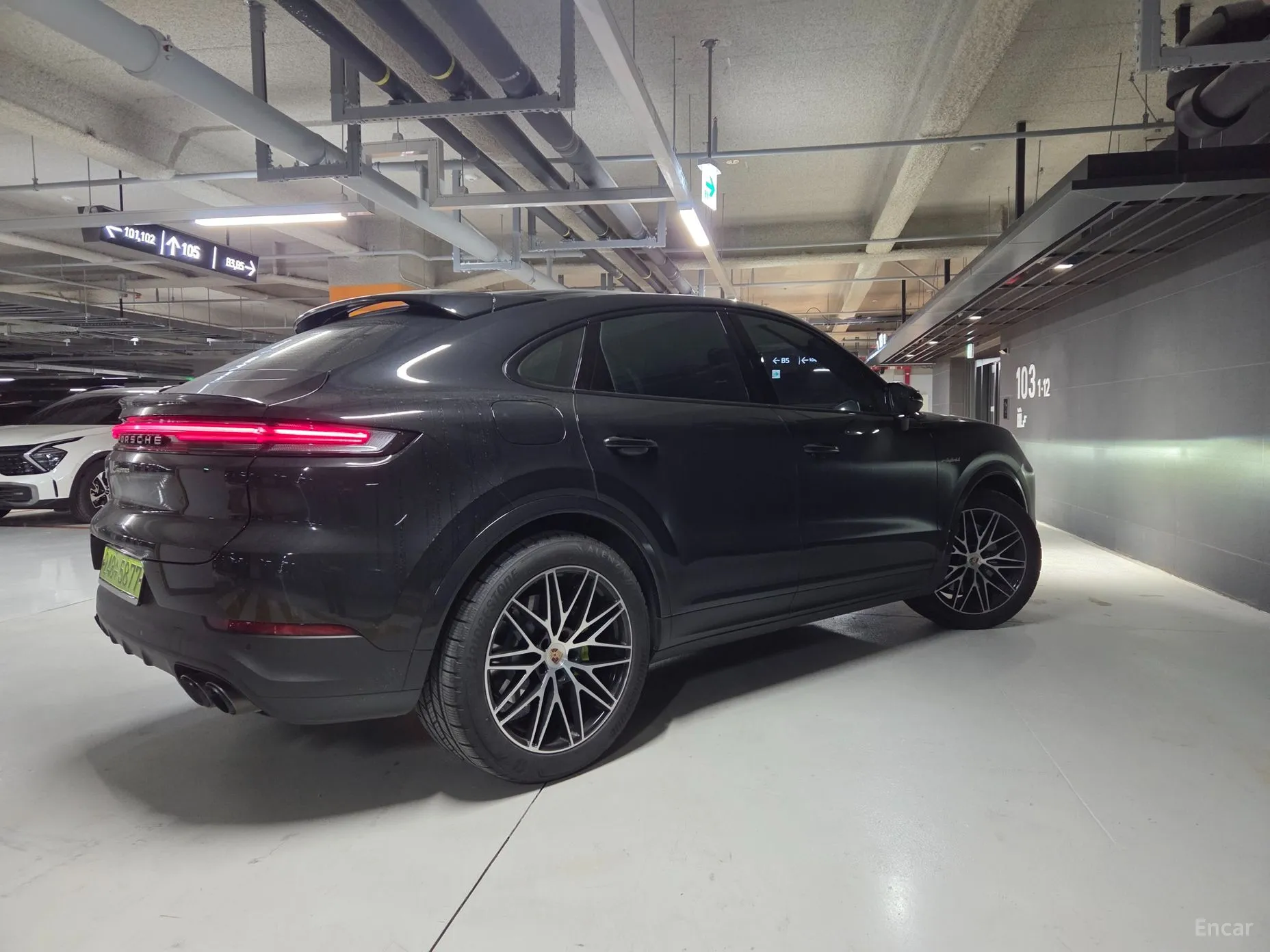 Porsche Cayenne (PO536) превью 5
