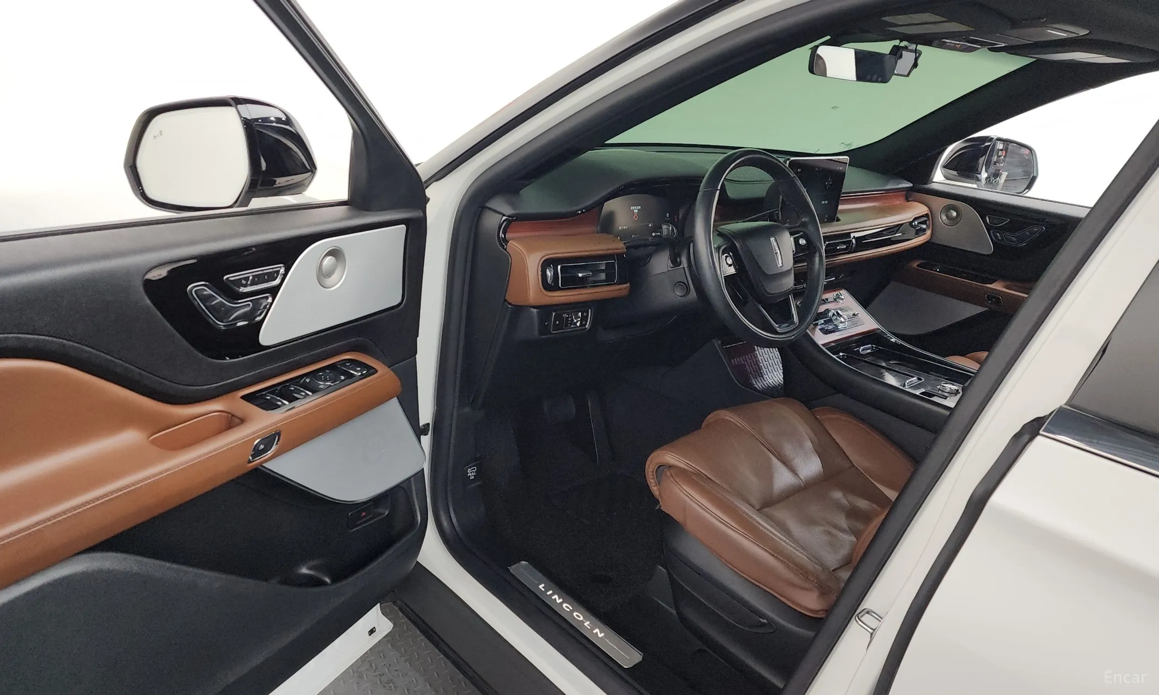 Lincoln Aviator 2nd Generation превью 10