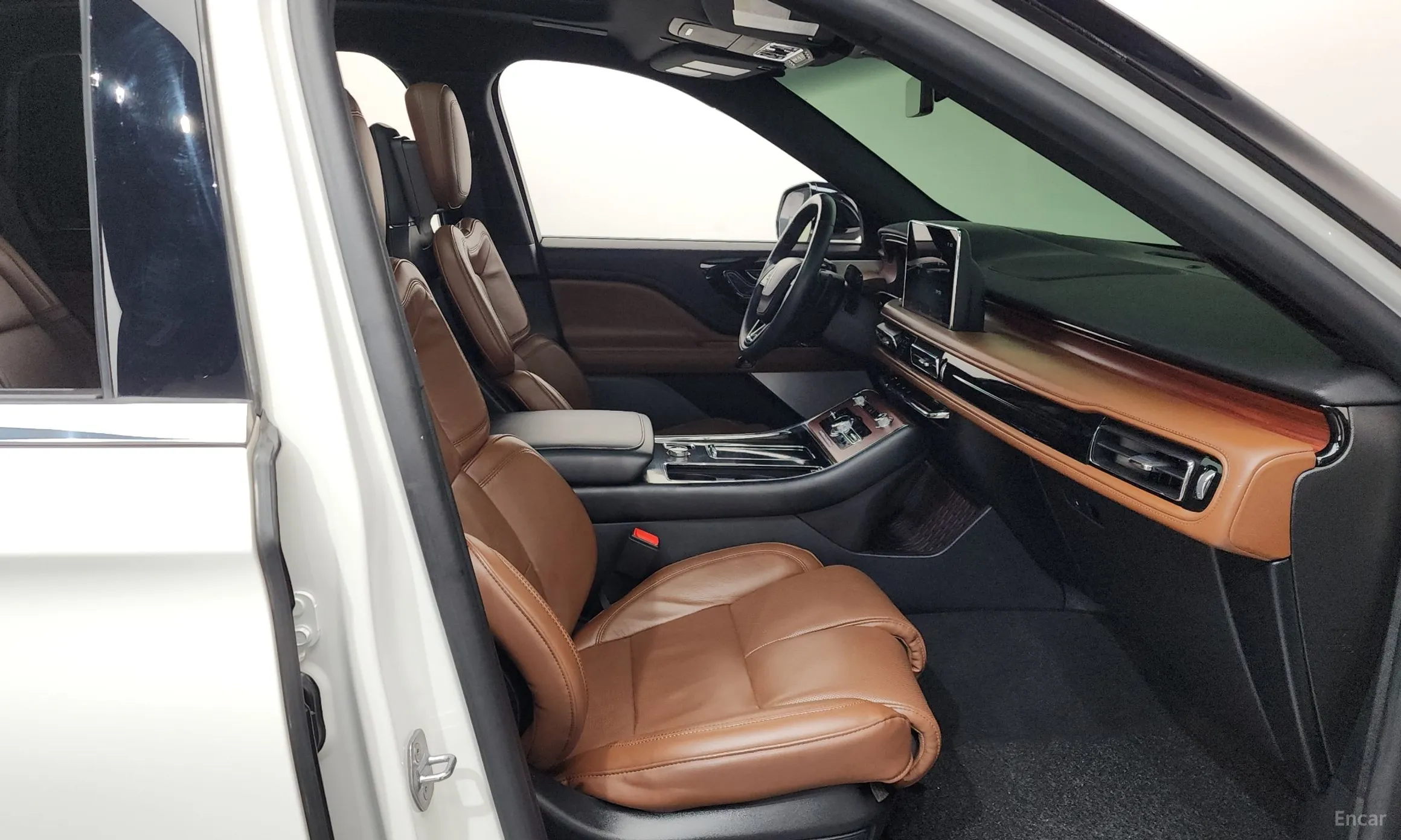 Lincoln Aviator 2nd Generation превью 11