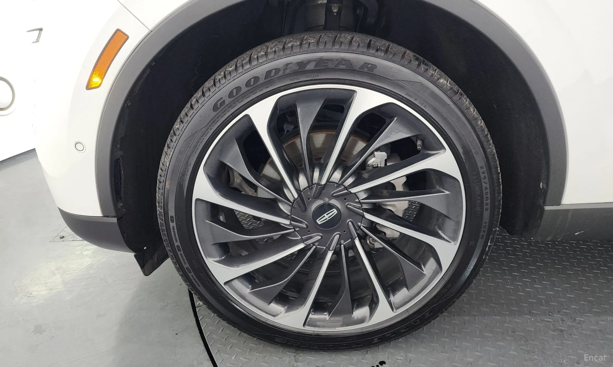 Lincoln Aviator 2nd Generation превью 5
