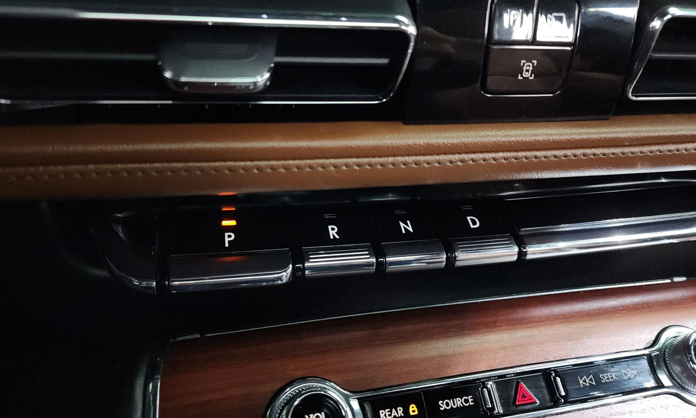Lincoln Aviator 2nd Generation превью 9