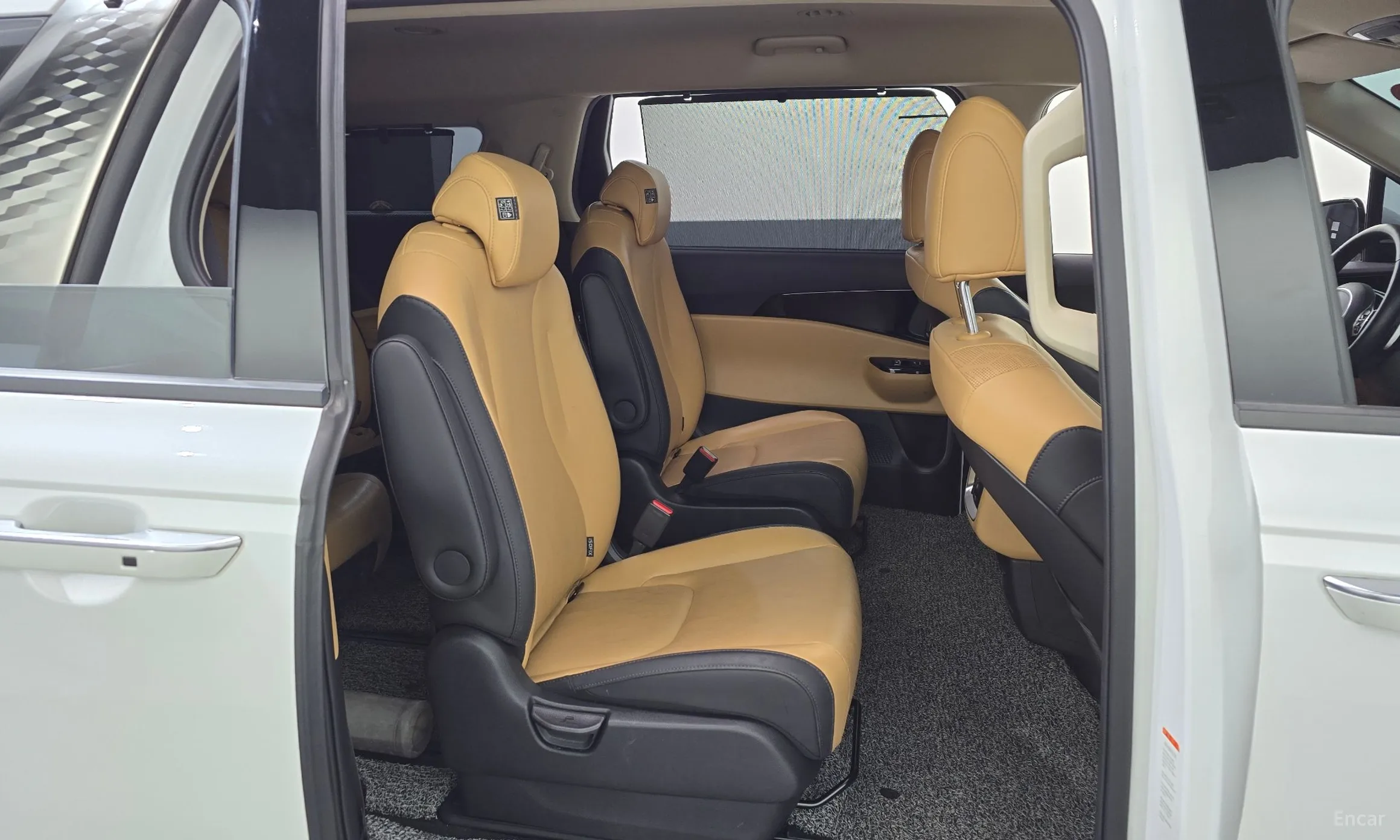 Kia Carnival Gen 4 превью 12