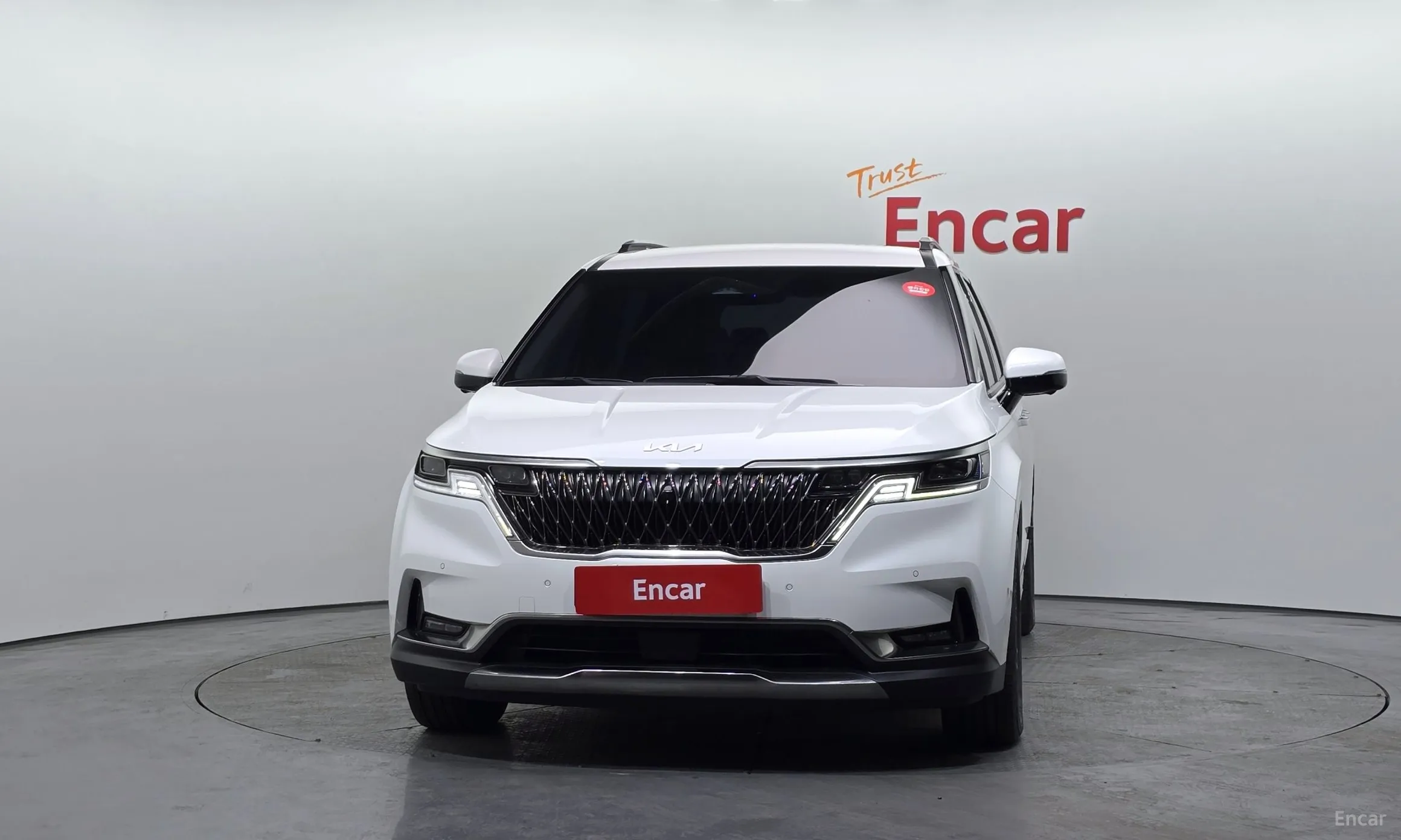 Kia Carnival Gen 4 превью 3