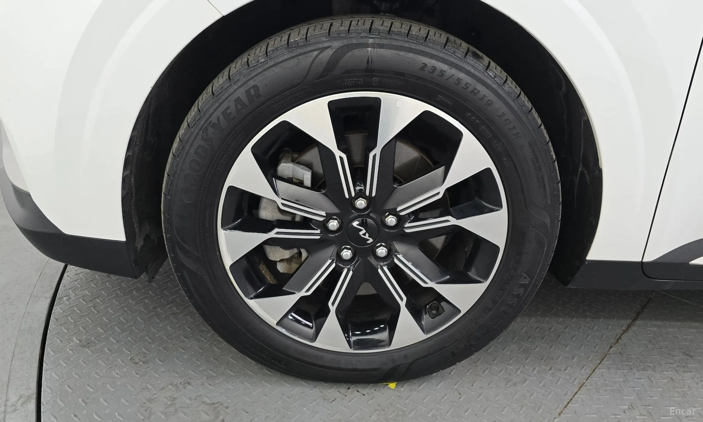 Kia Carnival Gen 4 превью 5