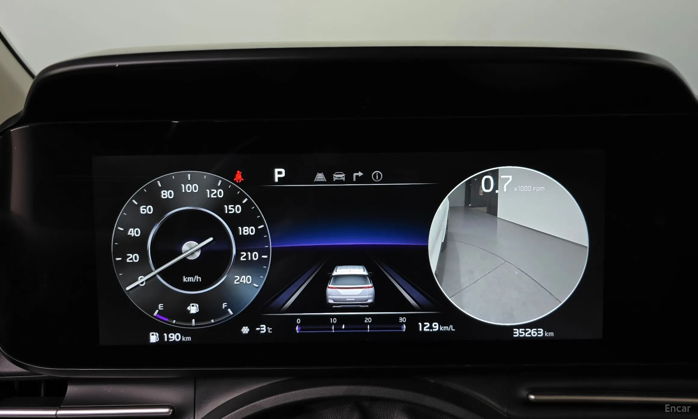 Kia Carnival Gen 4 превью 8