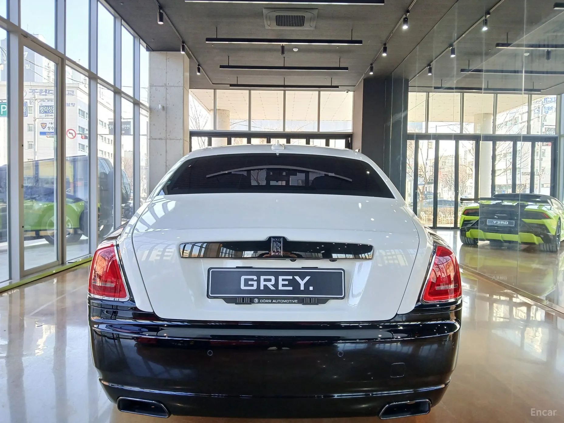 Rolls-Royce Ghost превью 4