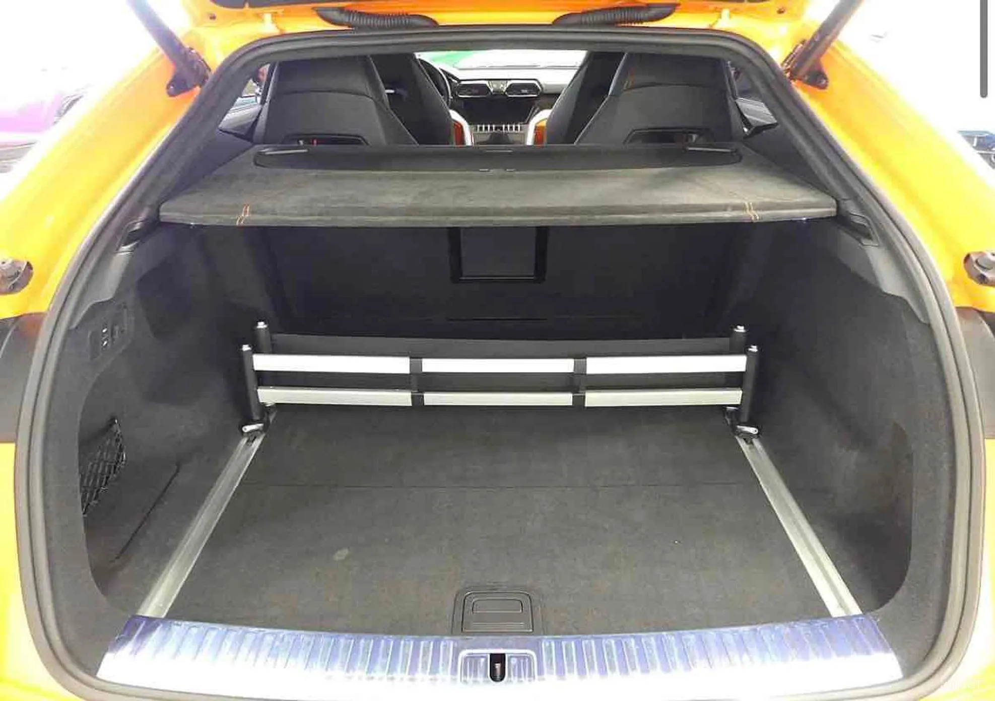 Lamborghini Urus превью 11