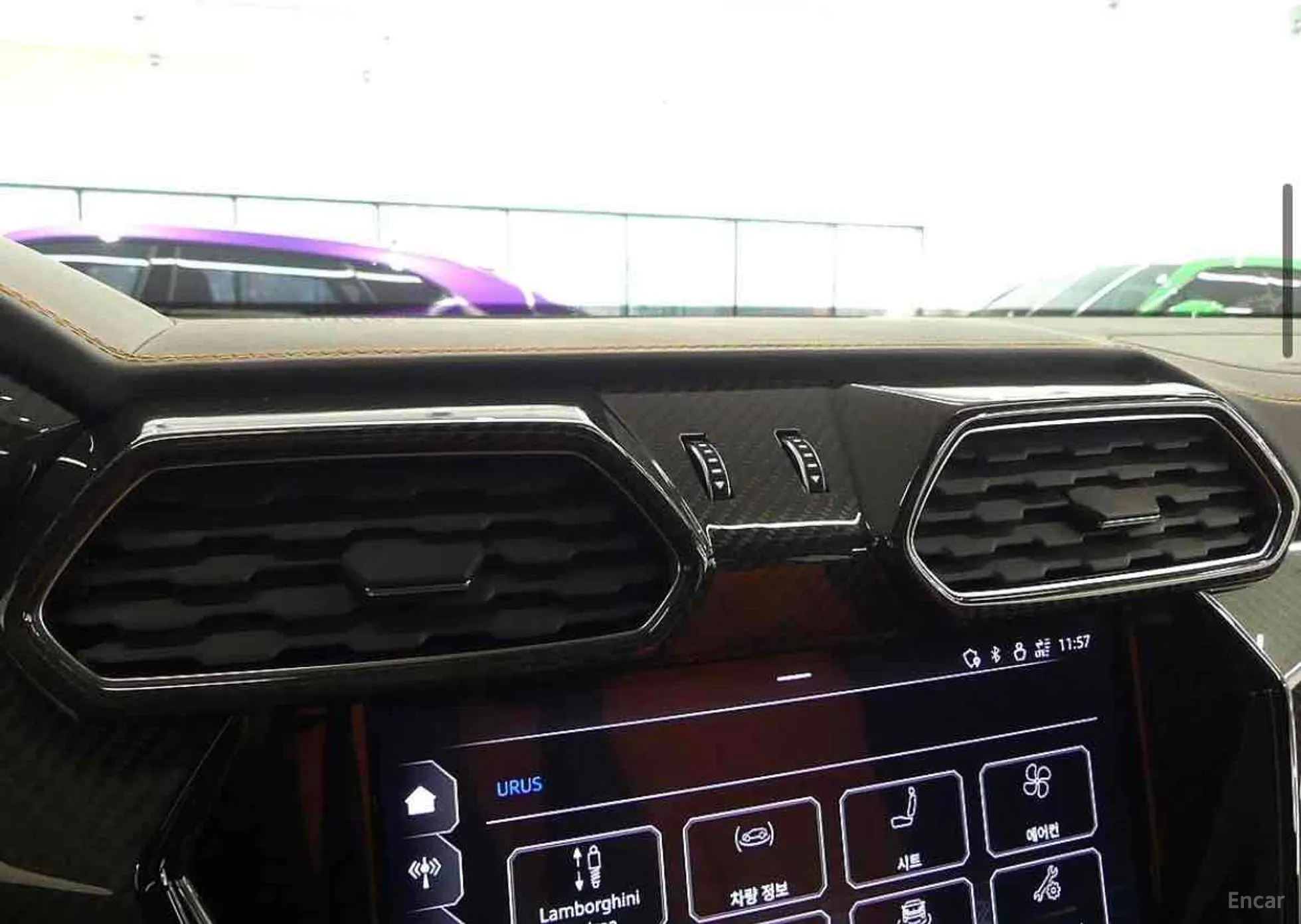 Lamborghini Urus превью 13