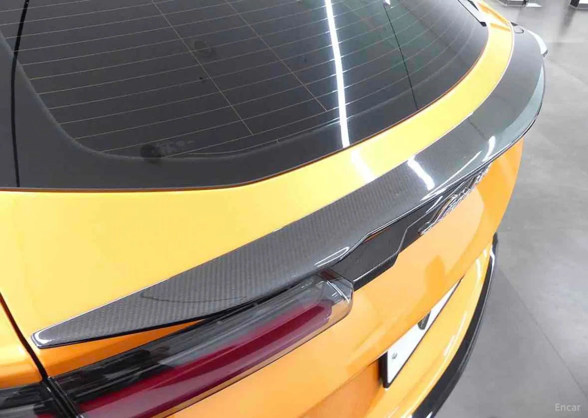 Lamborghini Urus превью 20