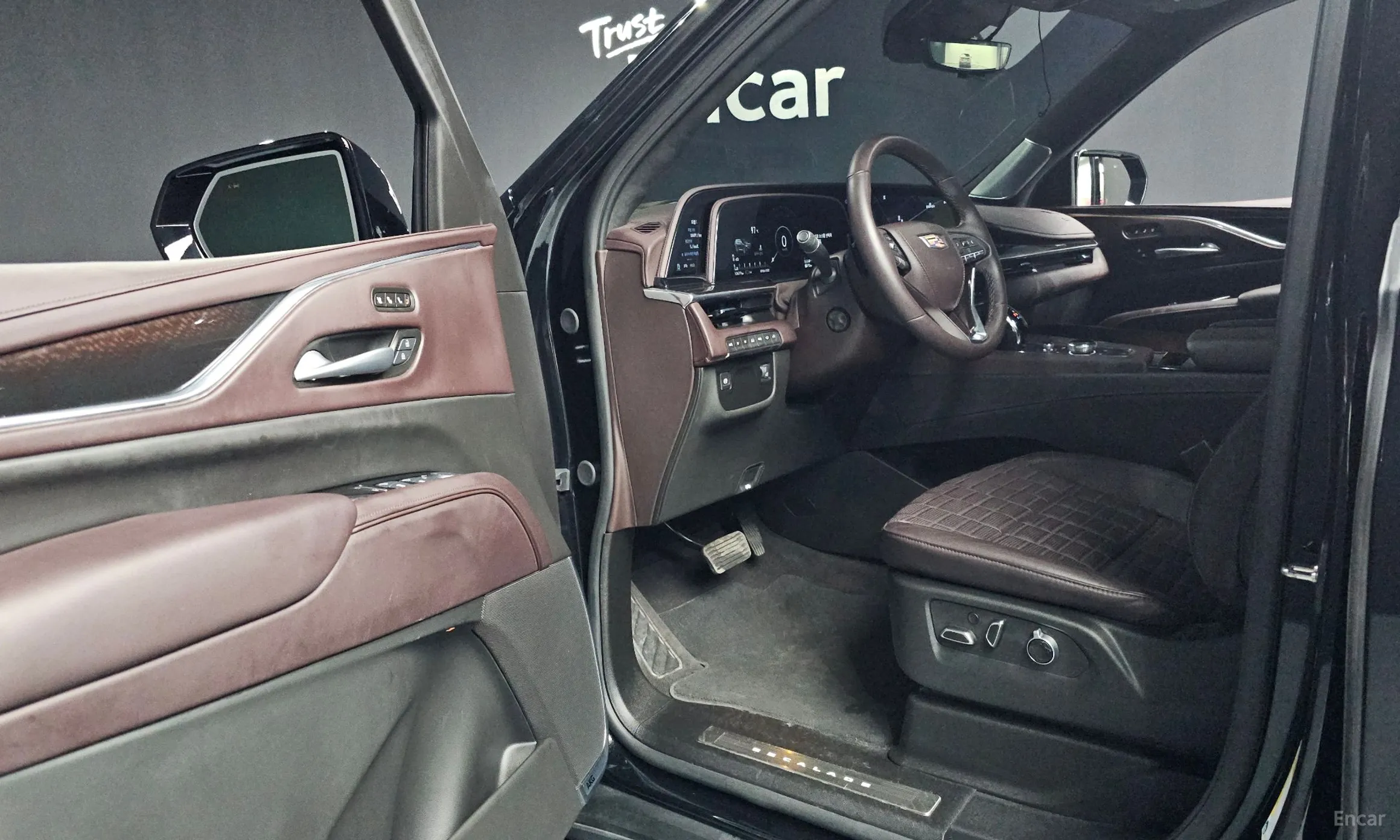 Cadillac Escalade 5th Generation превью 10