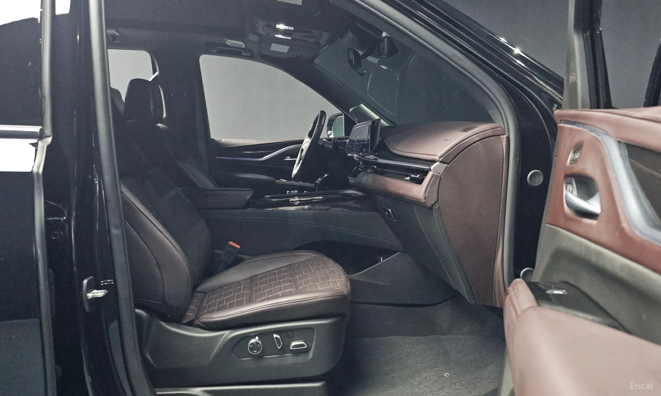 Cadillac Escalade 5th Generation превью 11