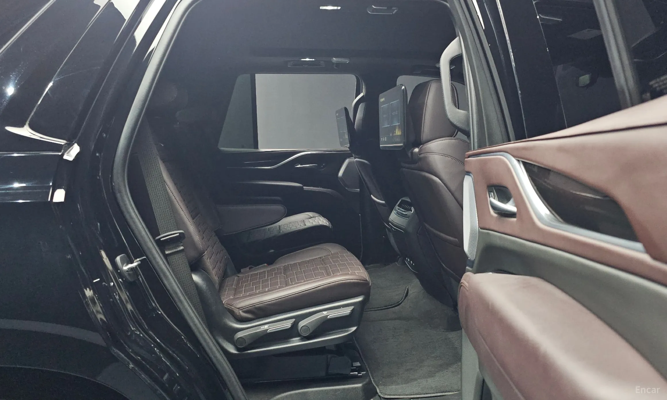 Cadillac Escalade 5th Generation превью 12