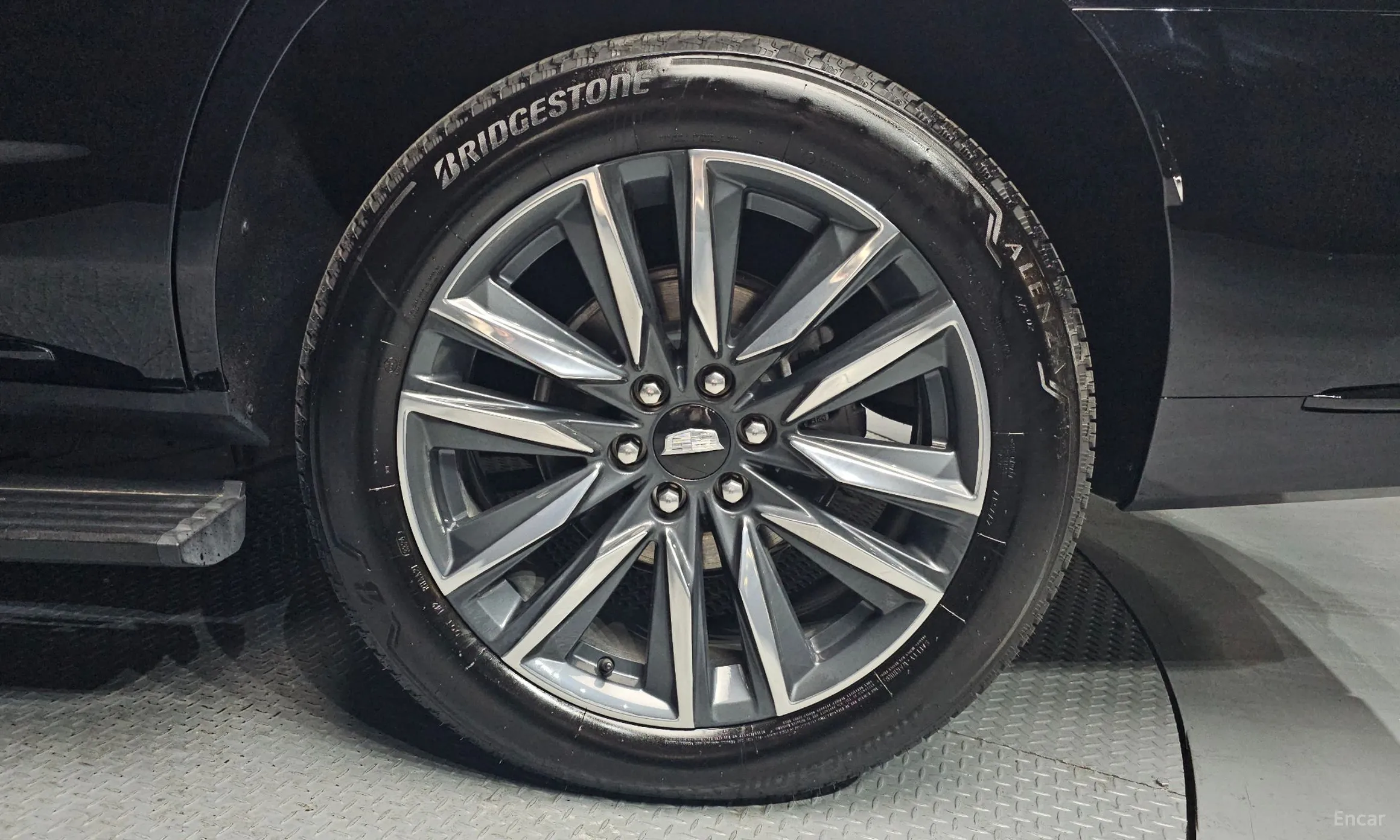 Cadillac Escalade 5th Generation превью 5