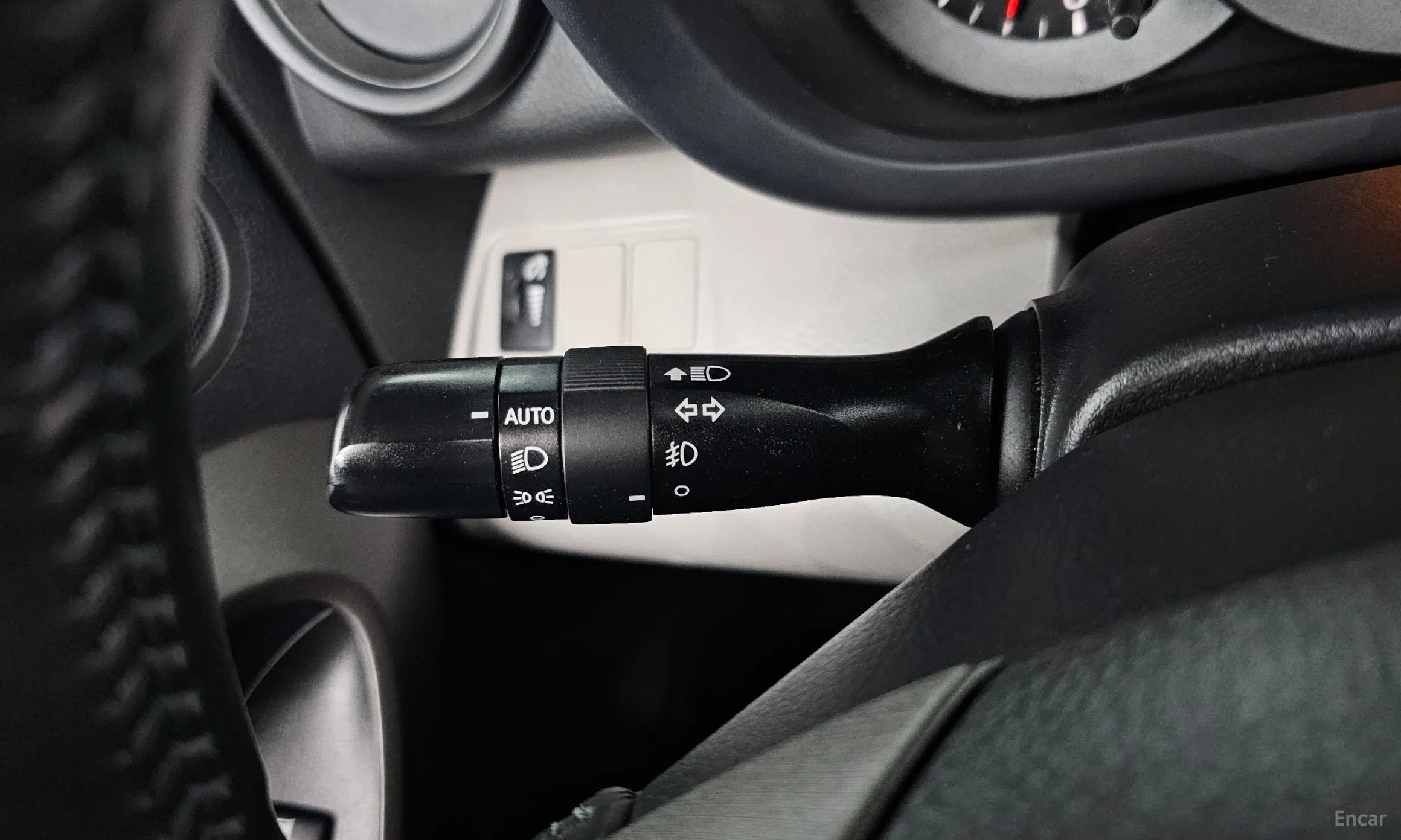 Toyota RAV4 превью 18