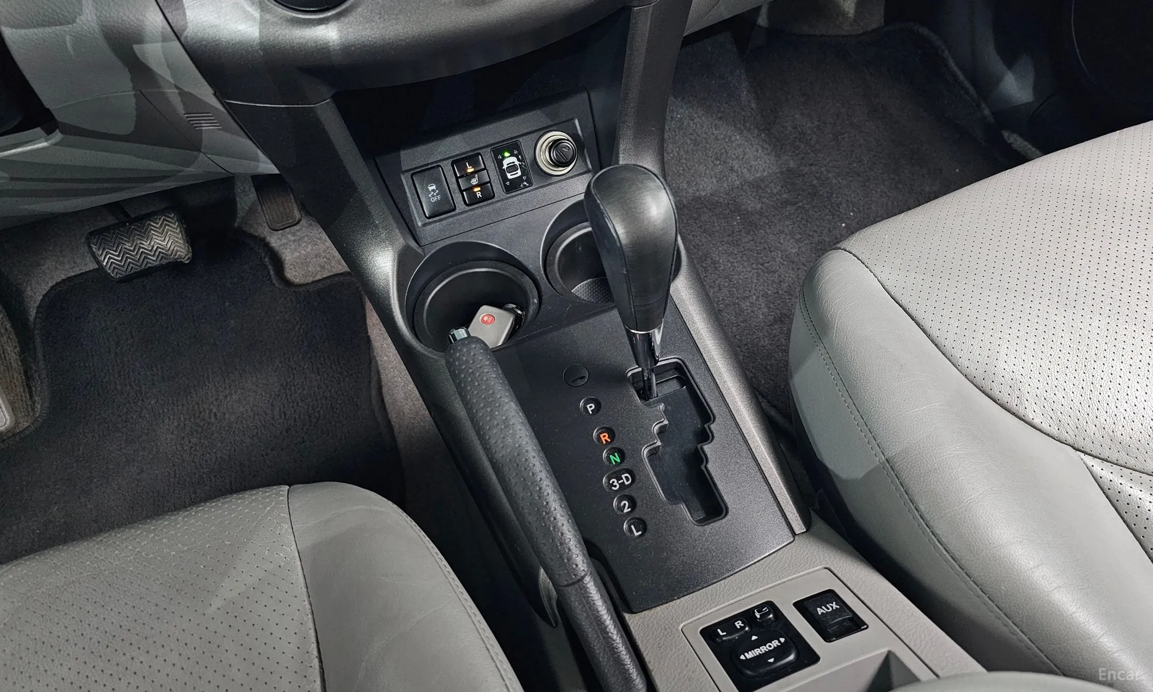 Toyota RAV4 превью 9