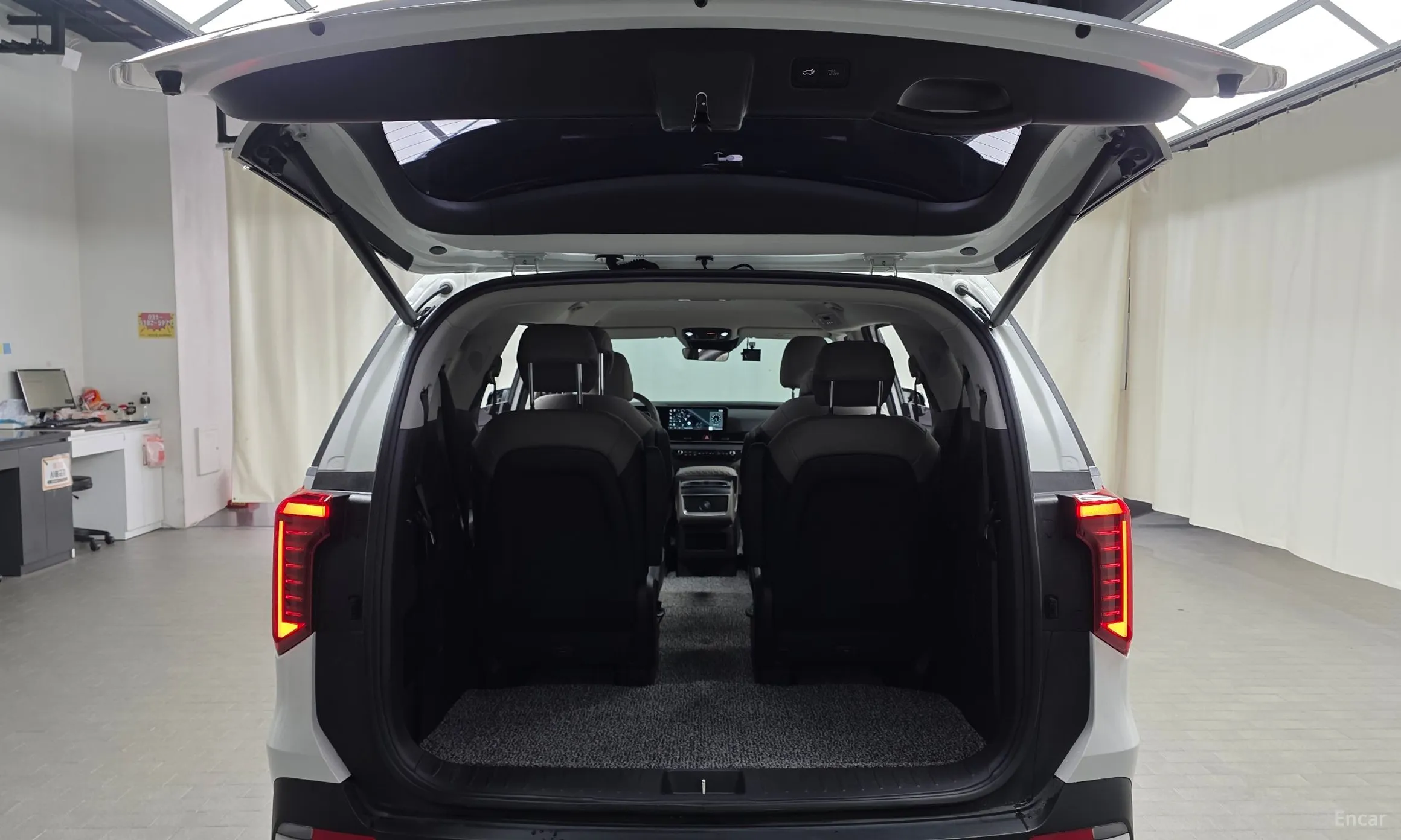 Kia Carnival 4th Generation превью 20