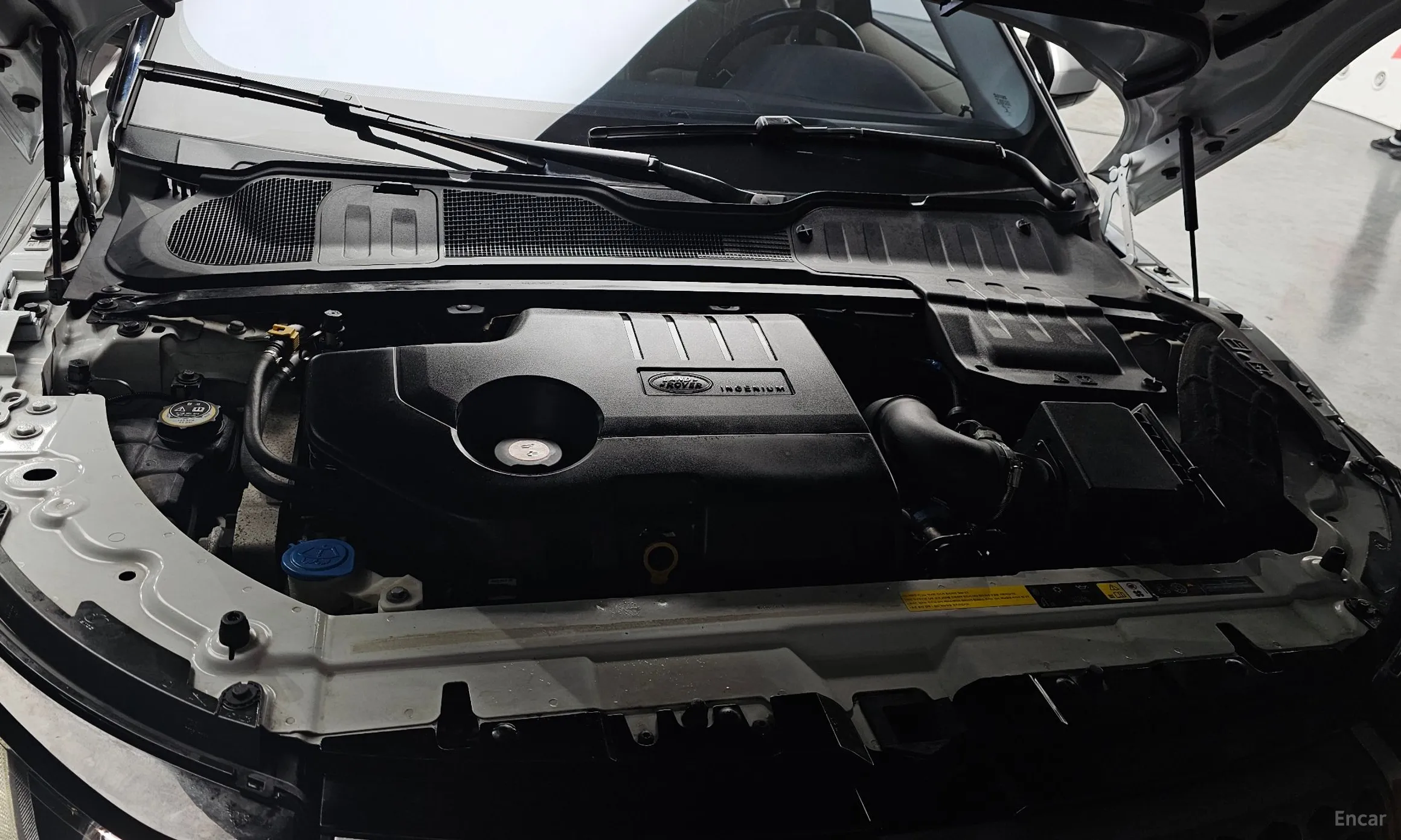 Land Rover Range Rover Evoque превью 6