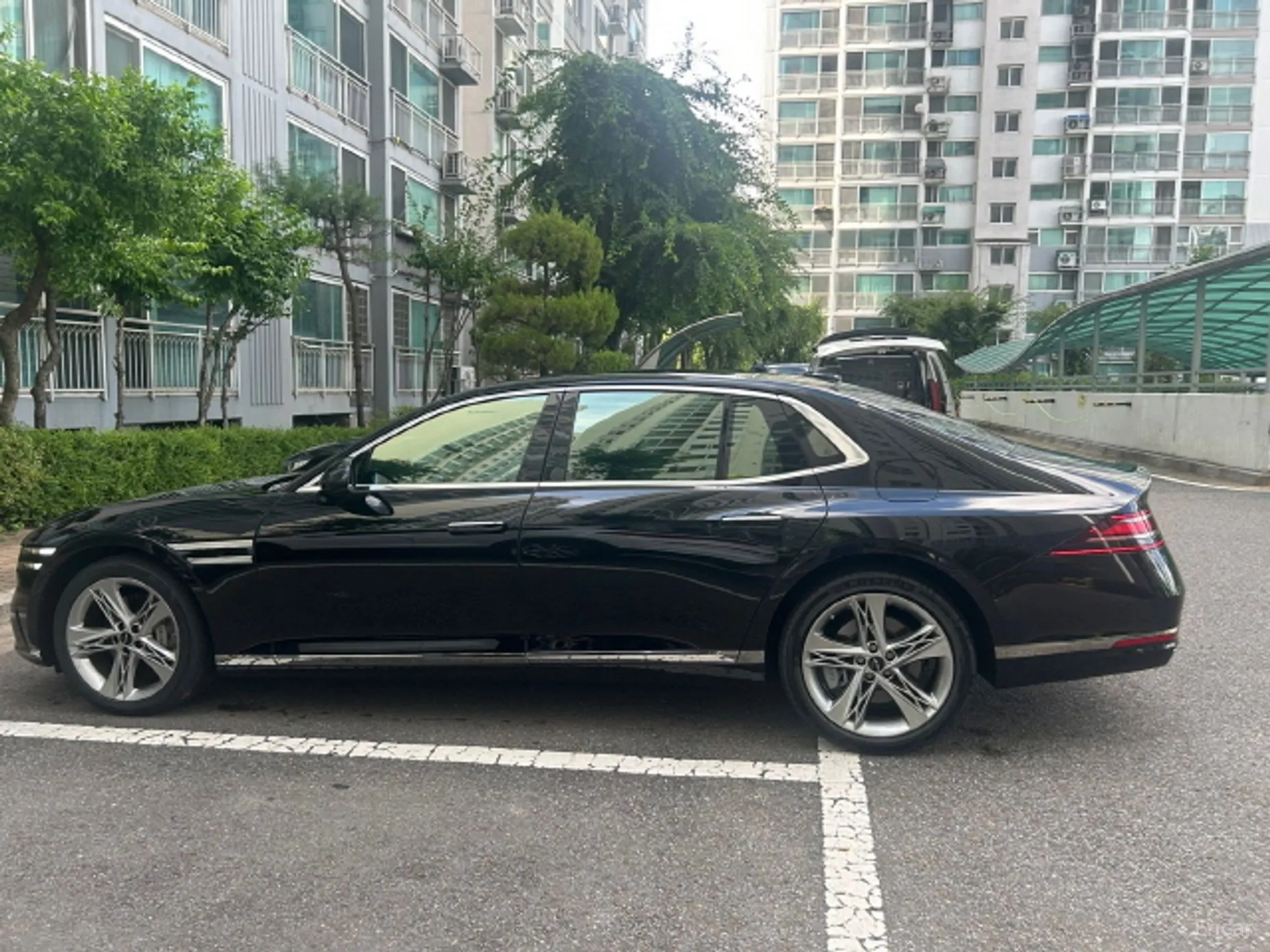 Genesis G90 (RS4) превью 3