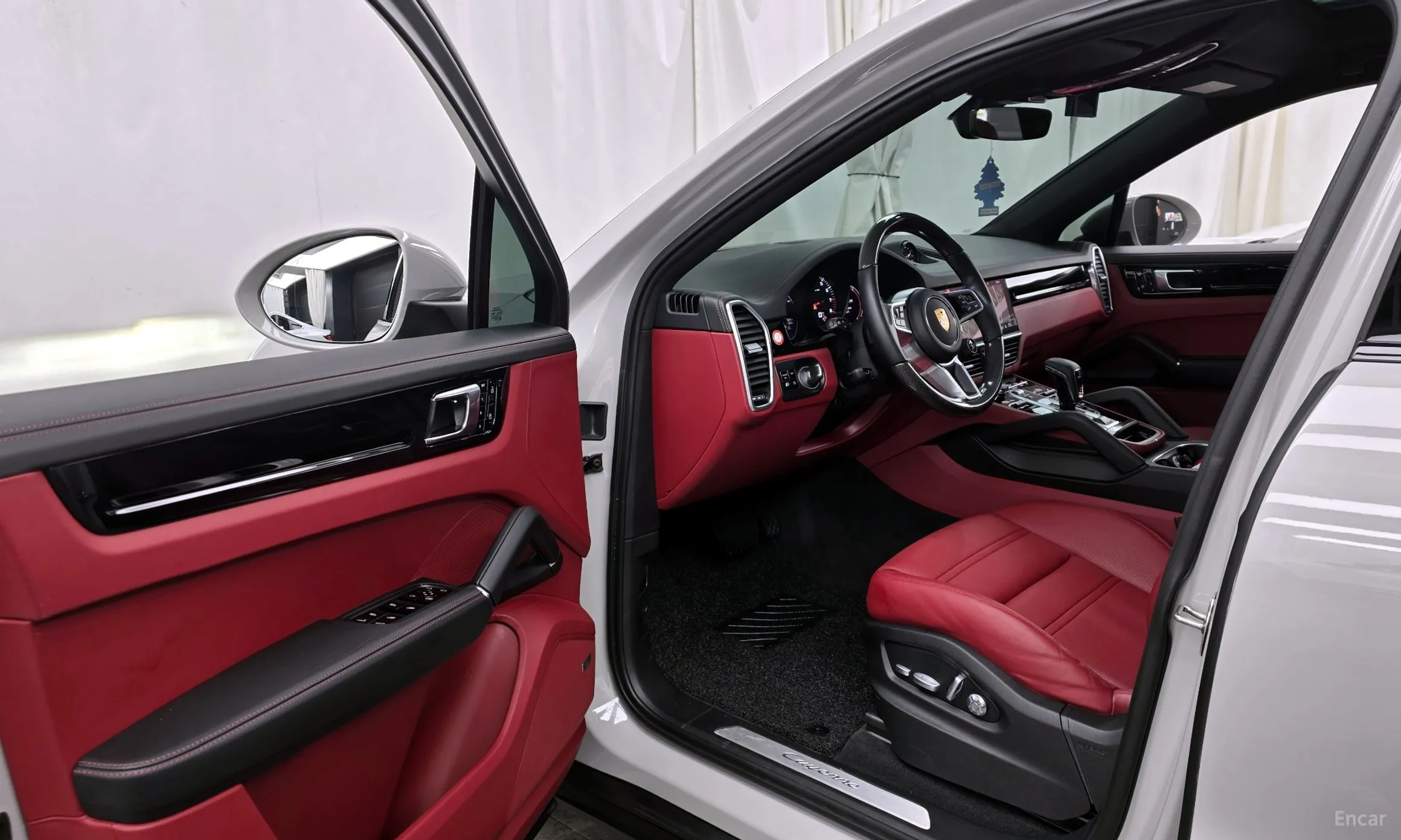 Porsche Cayenne (PO536) превью 10