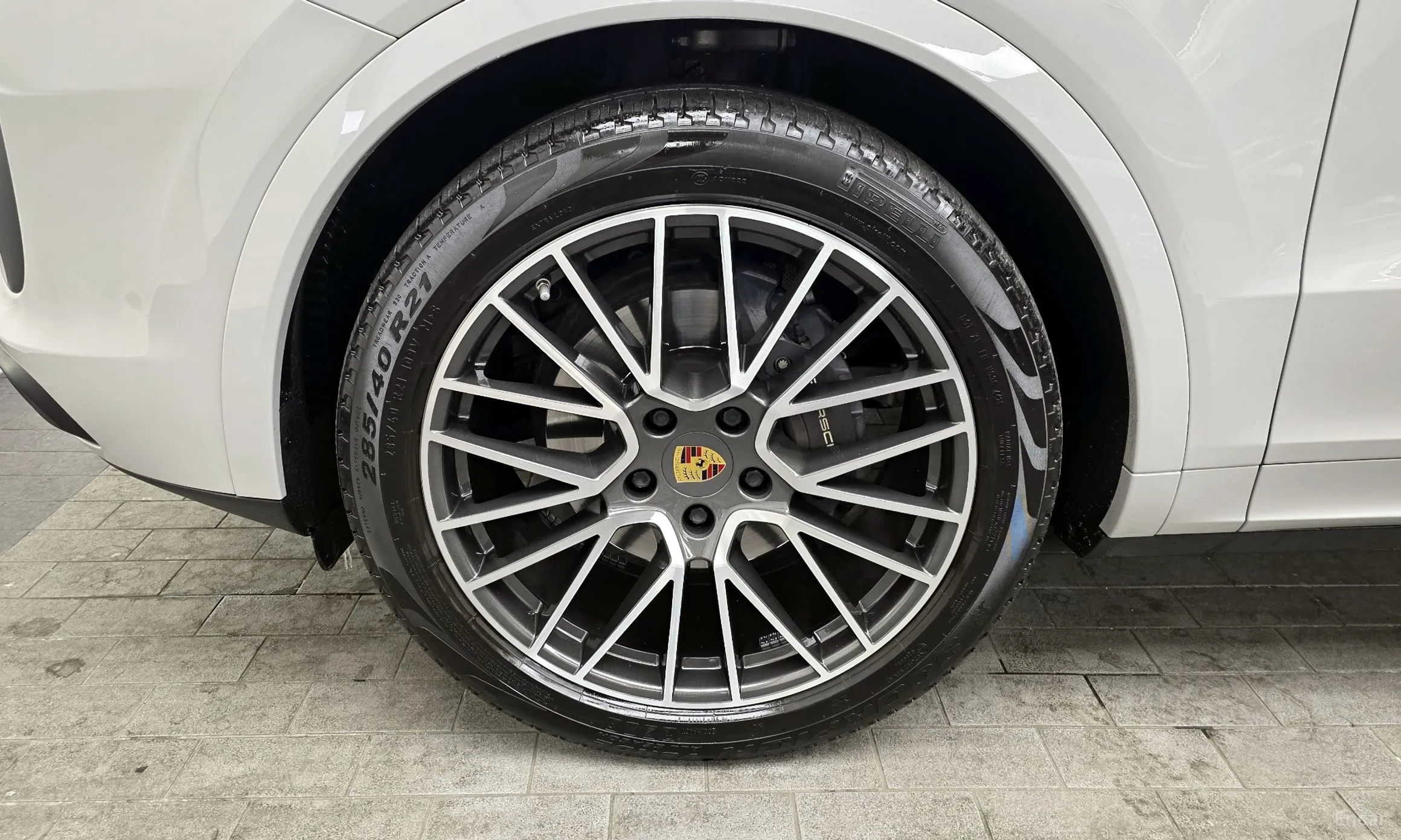 Porsche Cayenne (PO536) превью 5