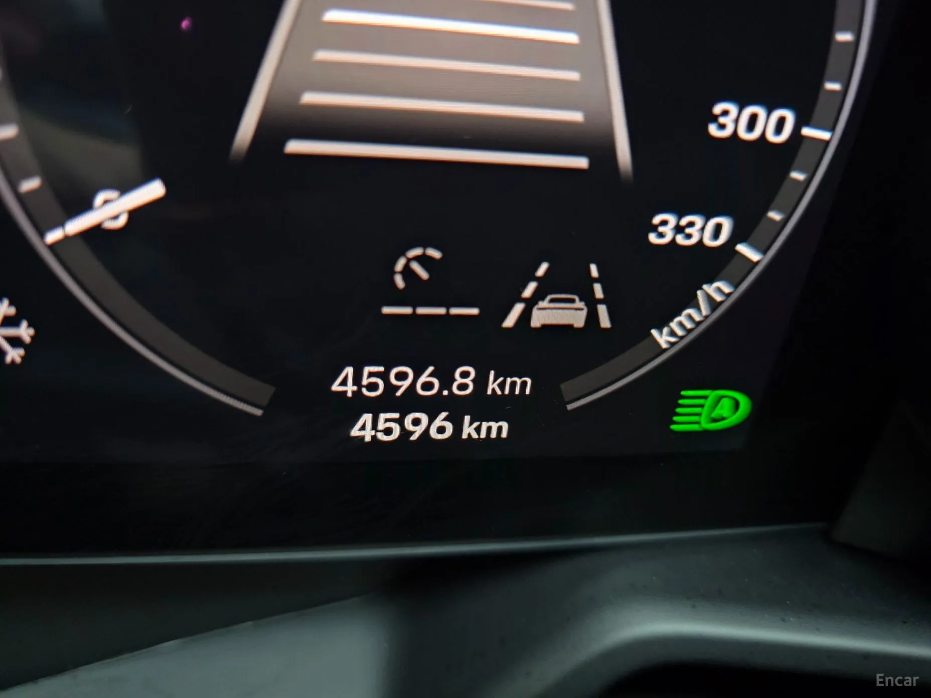 Porsche 911 (992) превью 8