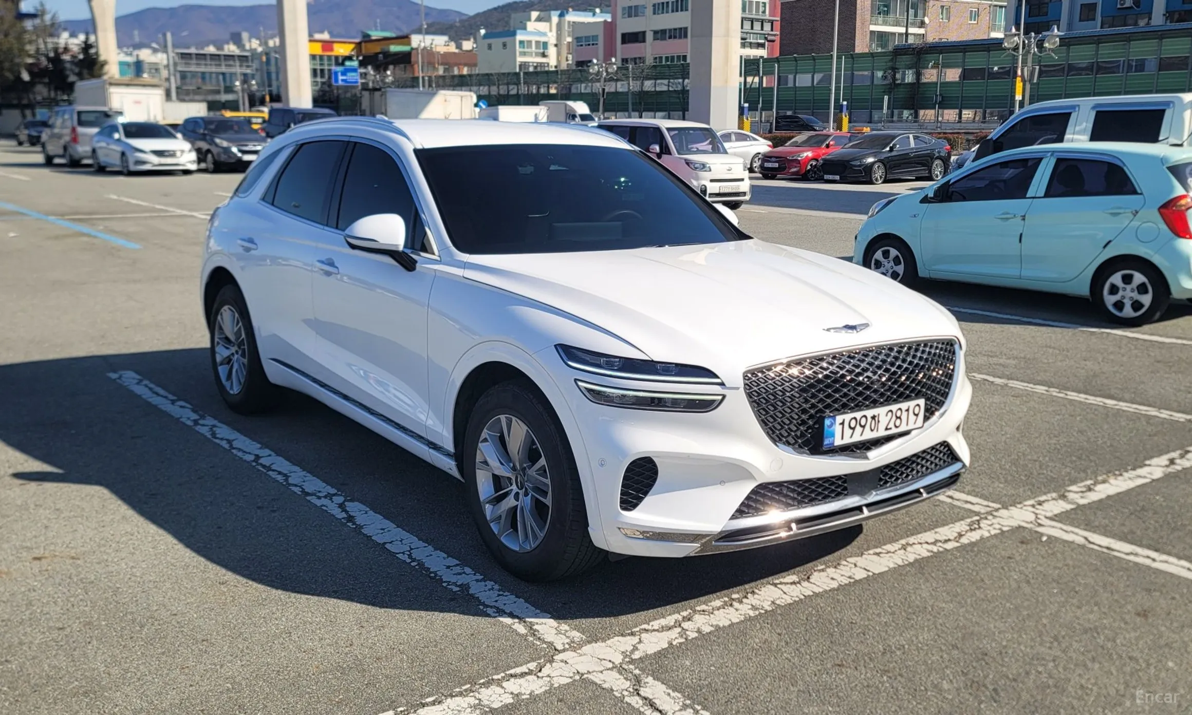 Genesis GV70 превью 3