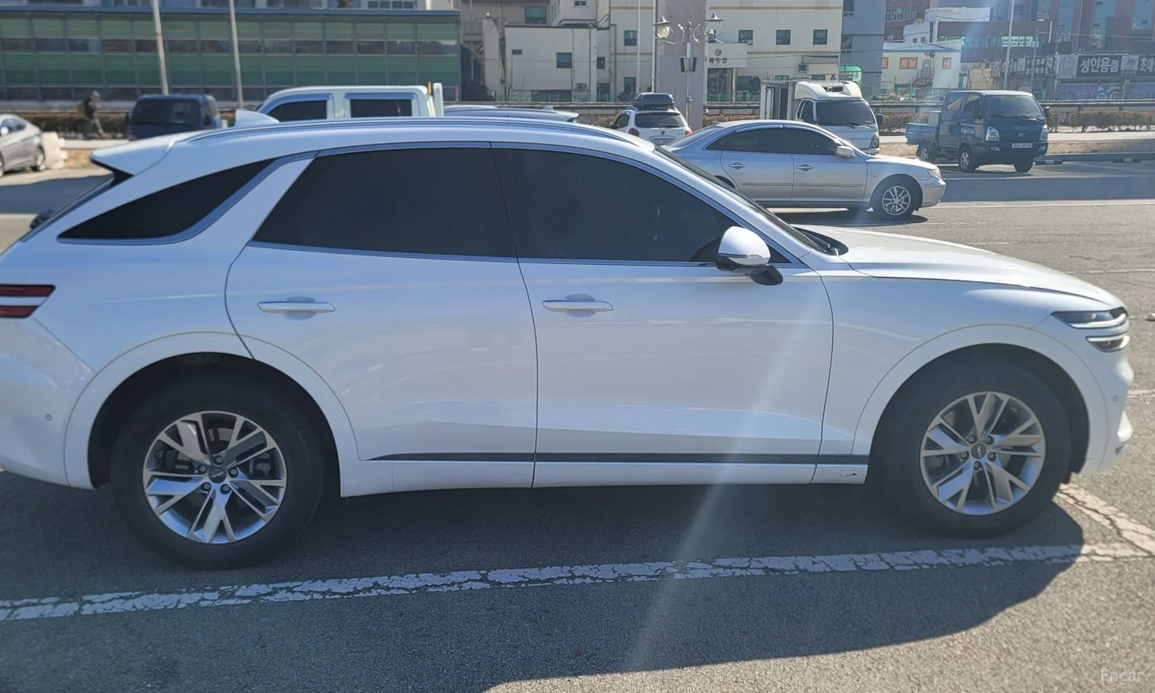 Genesis GV70 превью 5