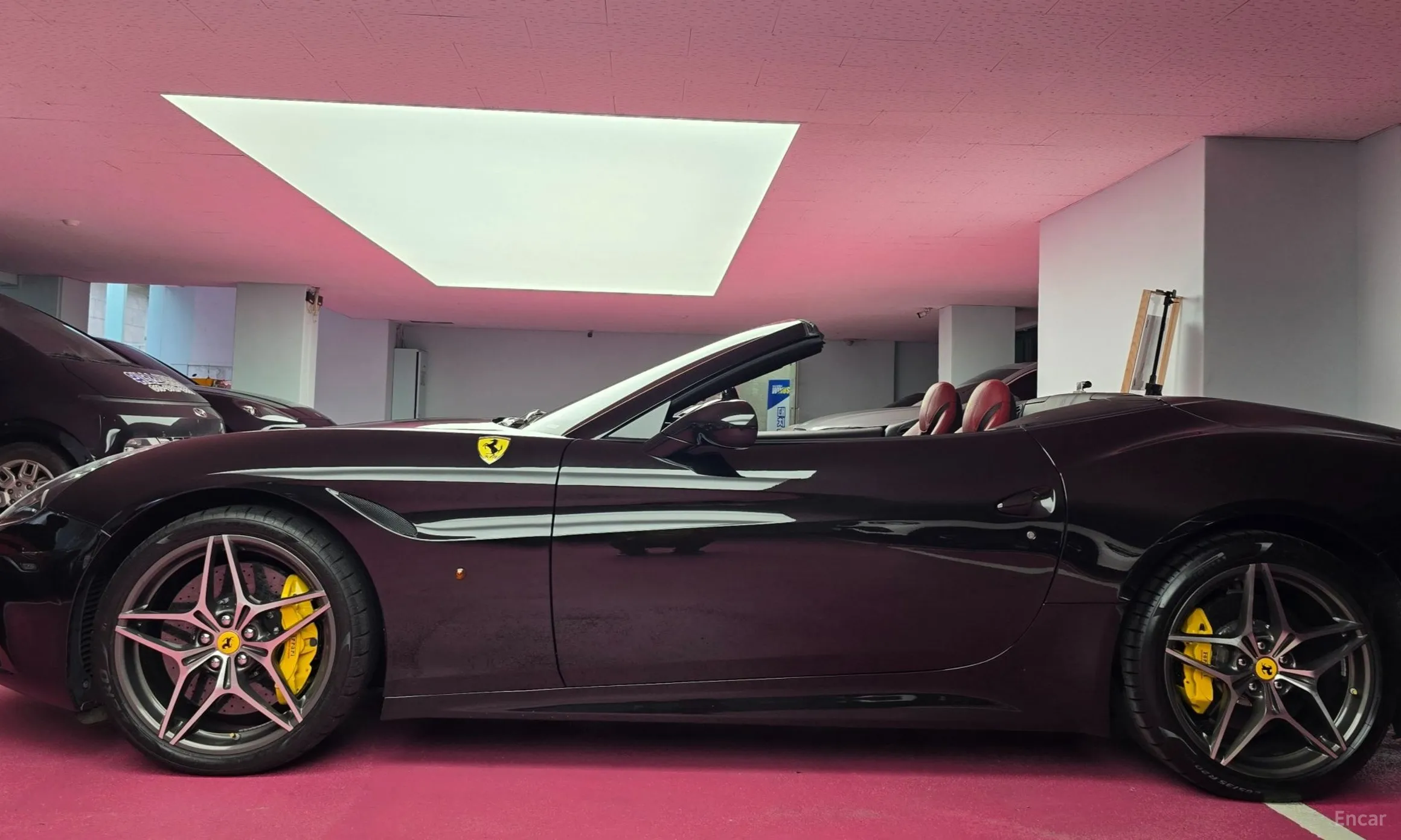 Ferrari California превью 12