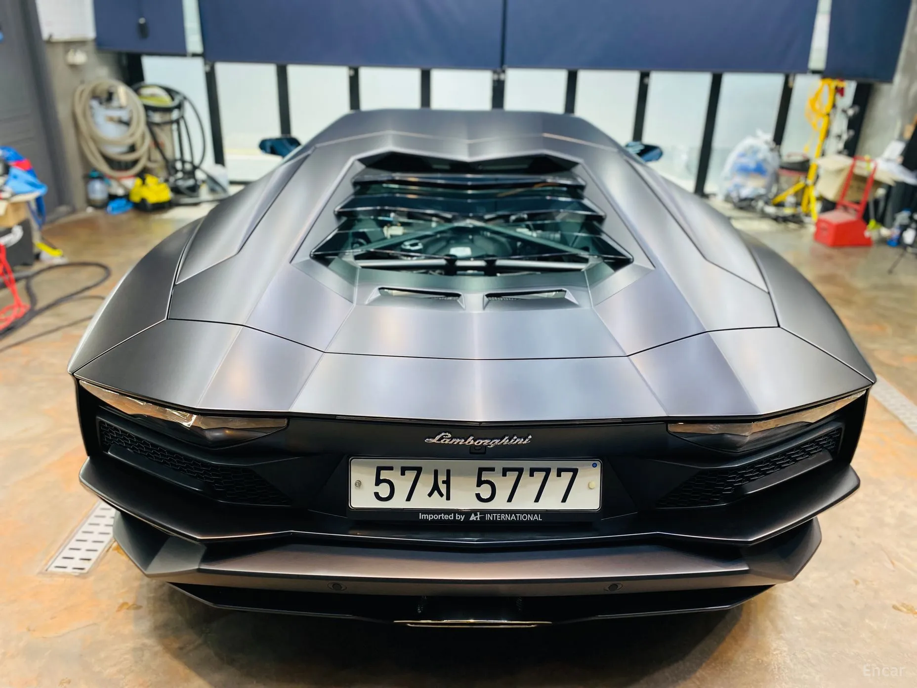 Lamborghini Aventador превью 4
